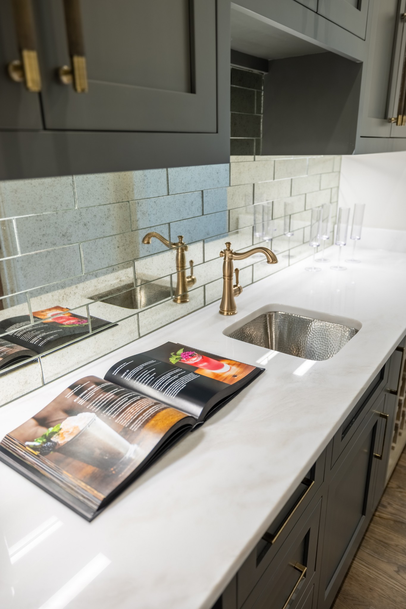 6035 Frazier Park Ln