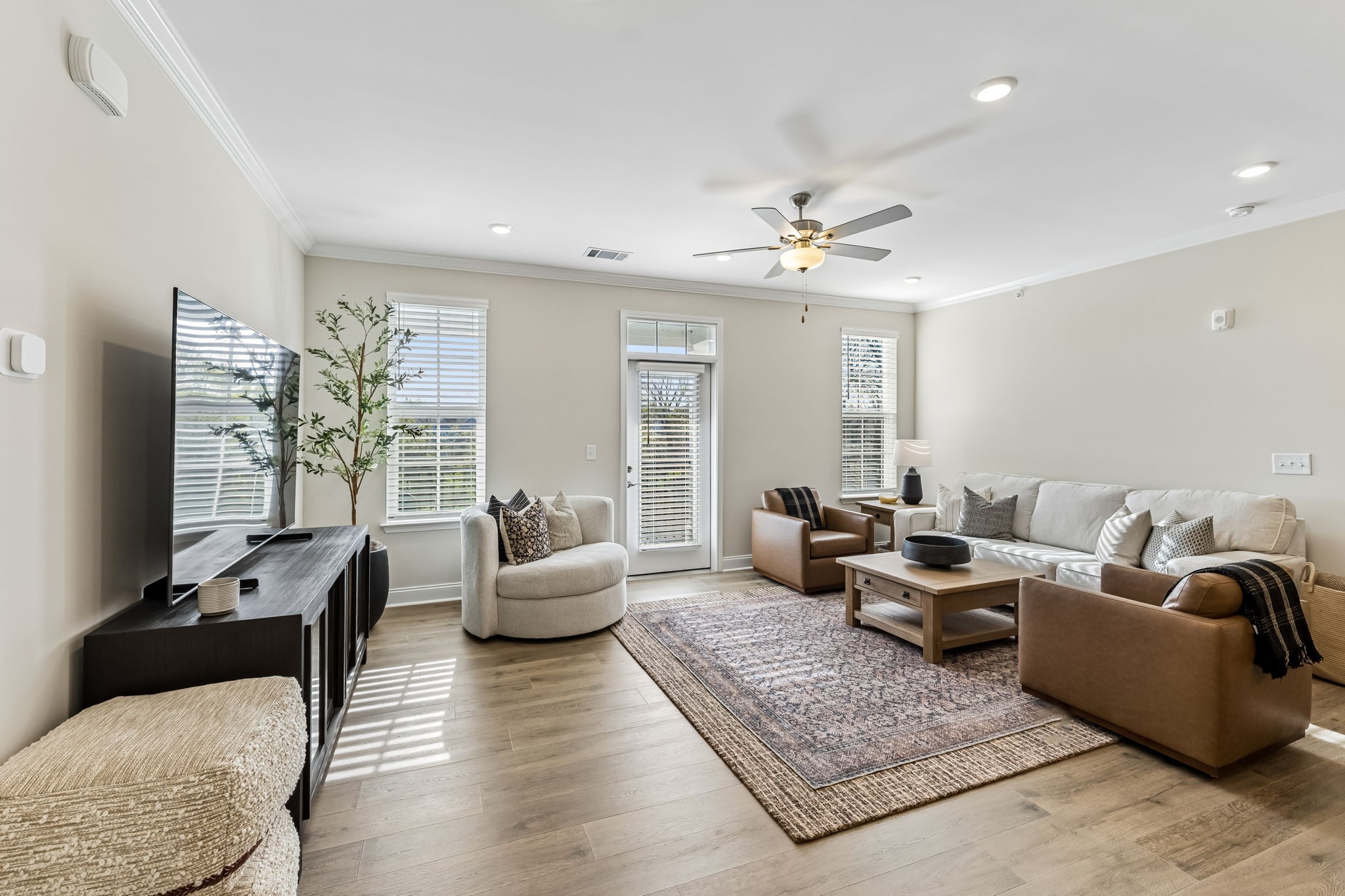 3220 Patcham Dr Unit: 204