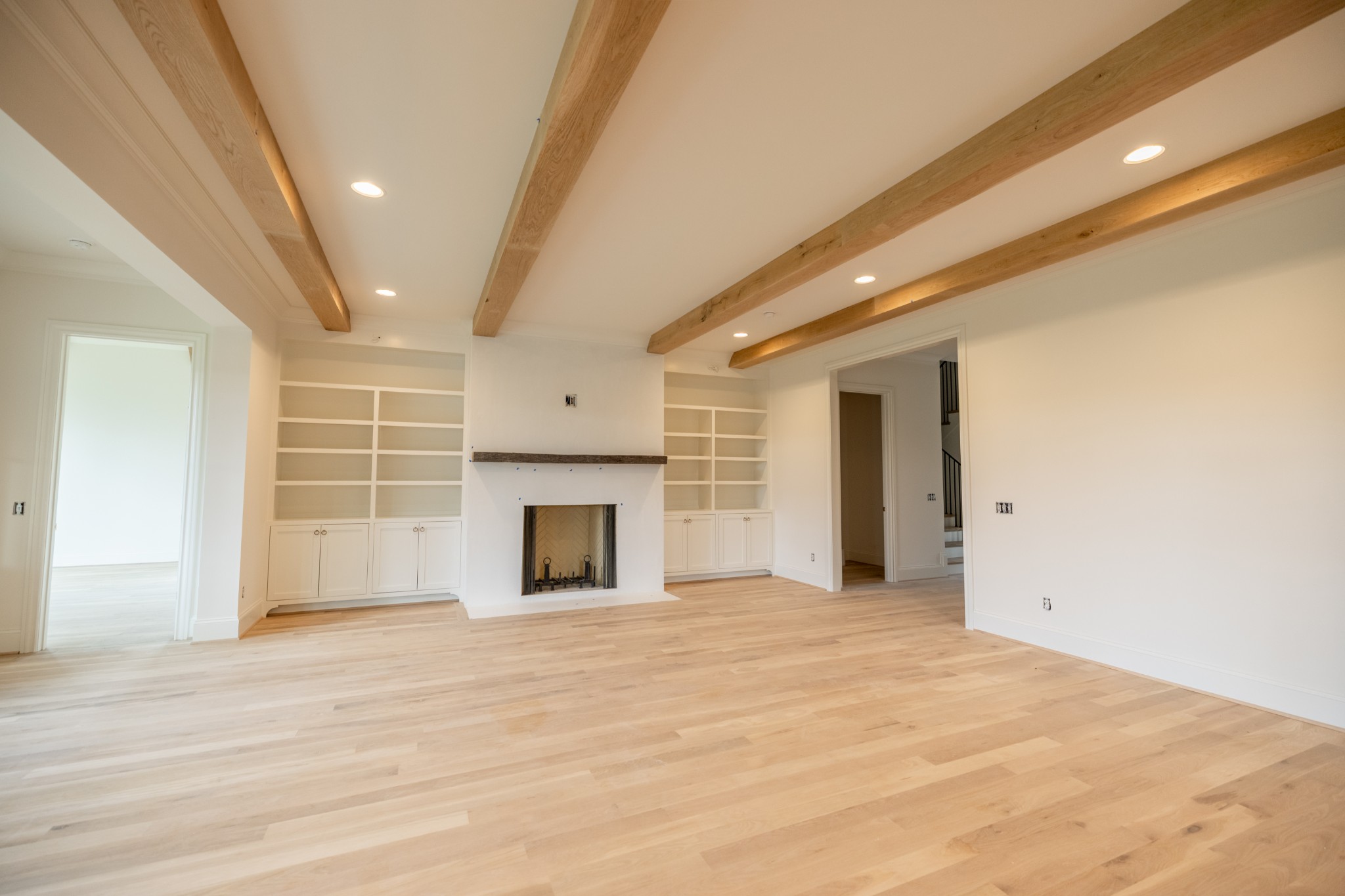 6033 Frazier Park Ln