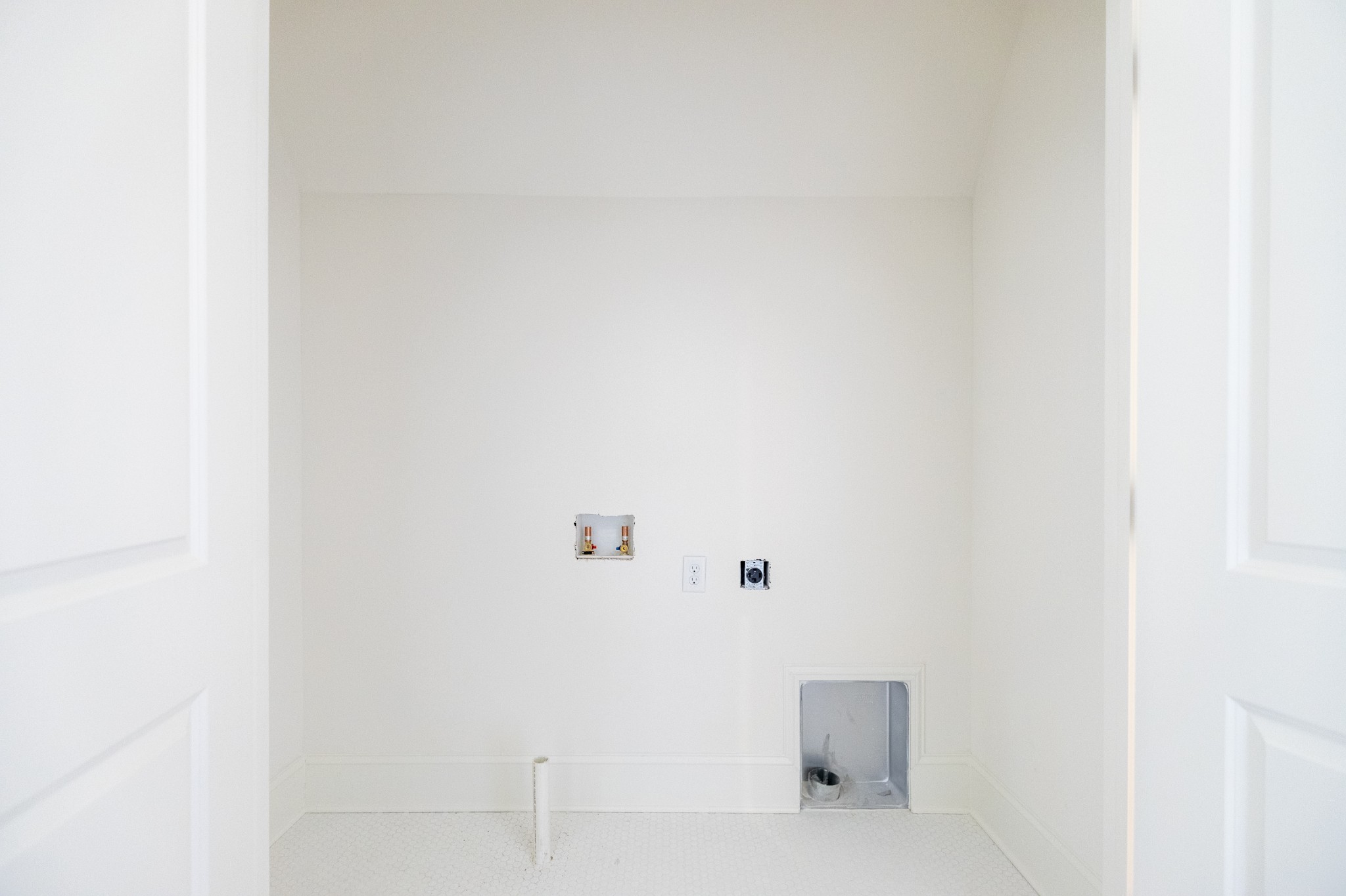 6033 Frazier Park Ln