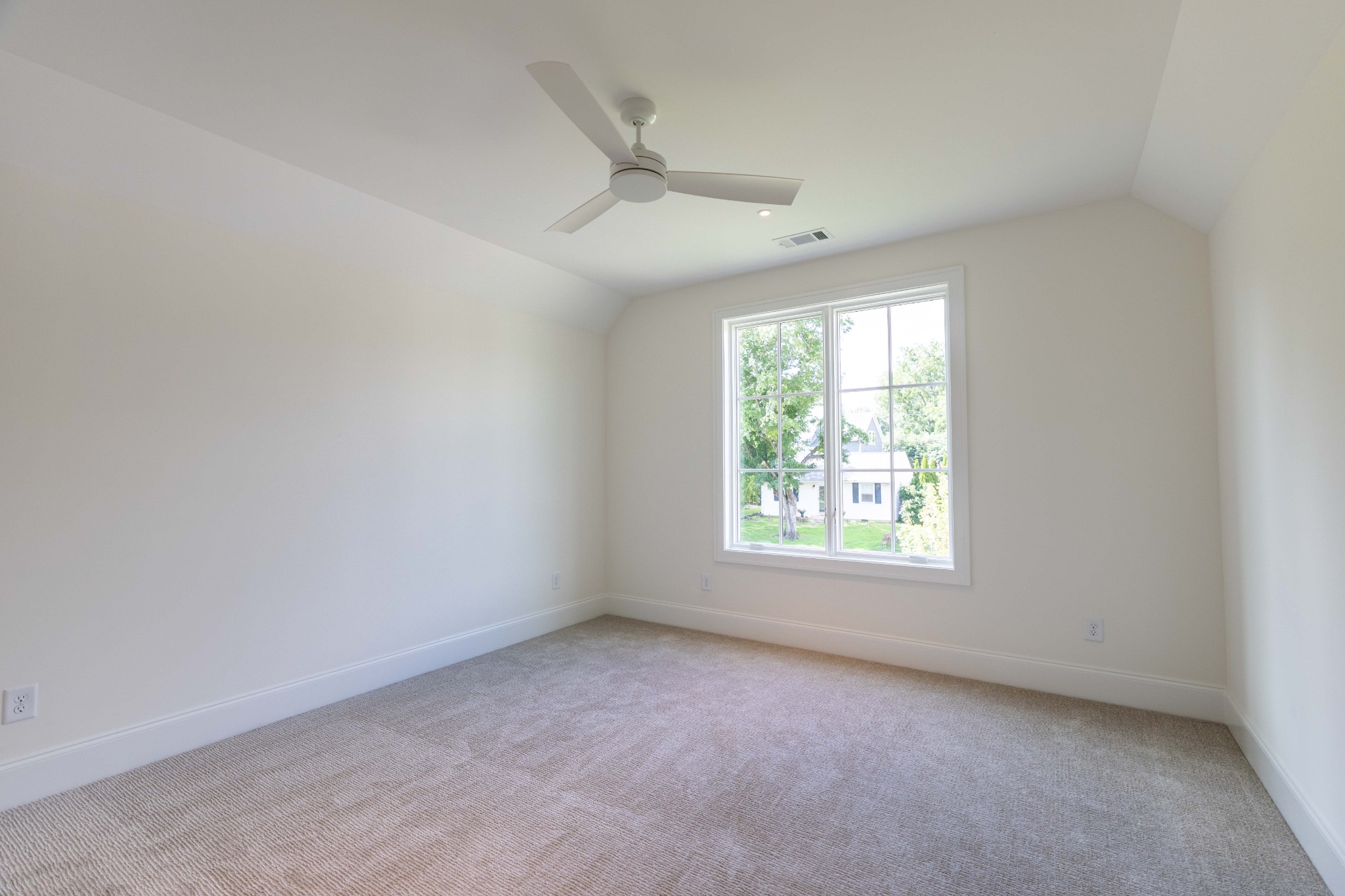 312 Mercury Dr