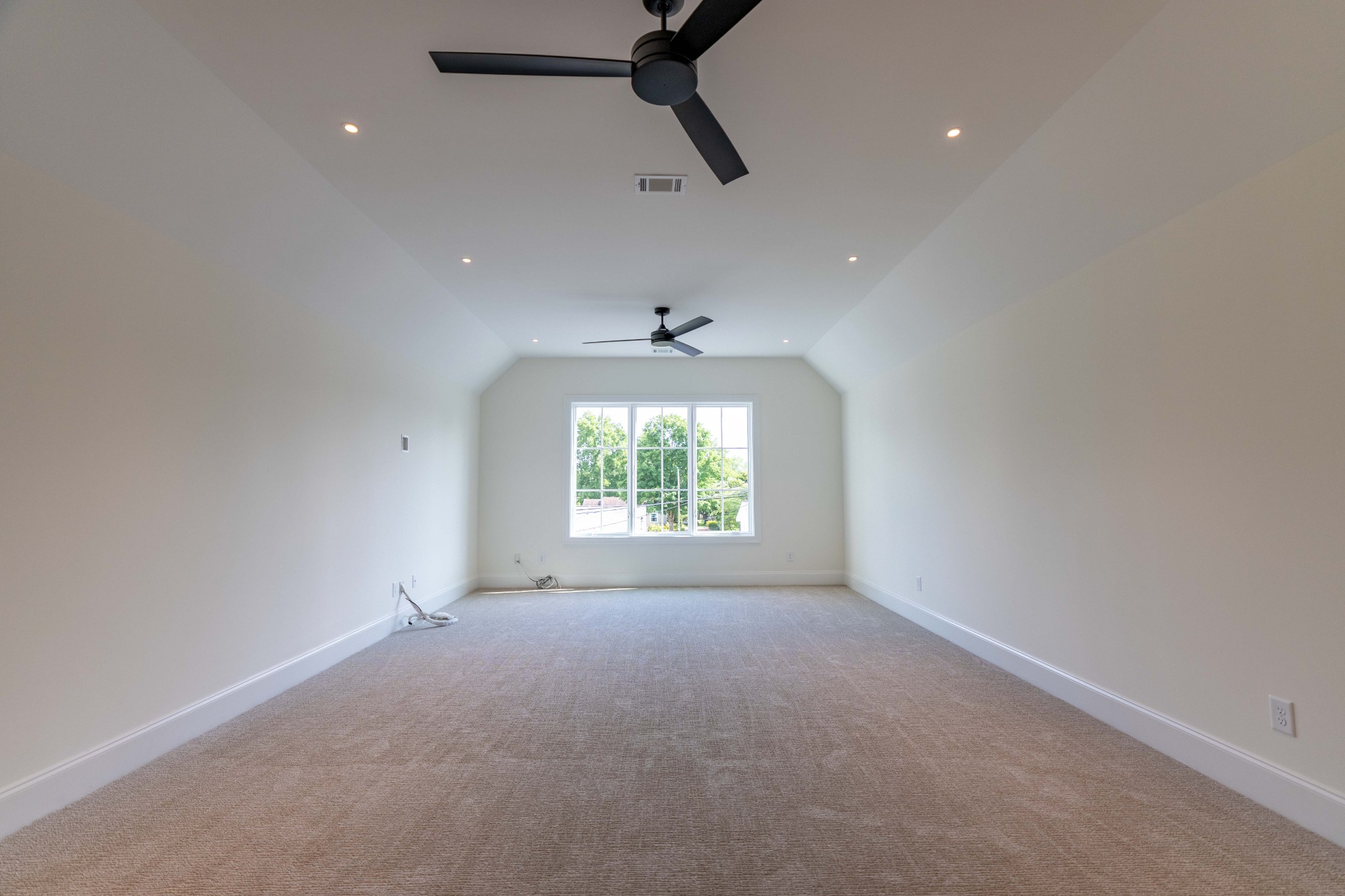 312 Mercury Dr
