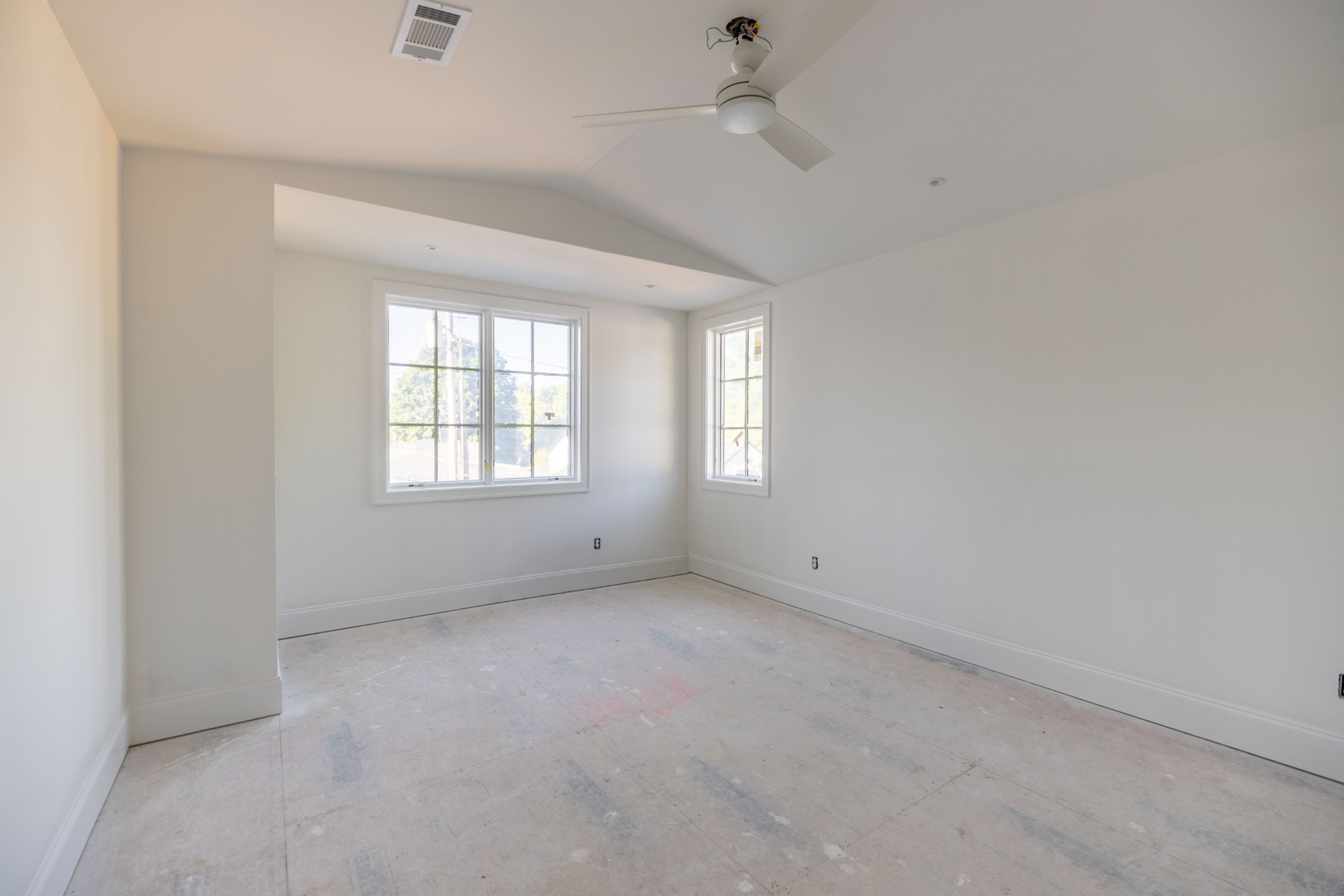 312 Mercury Dr
