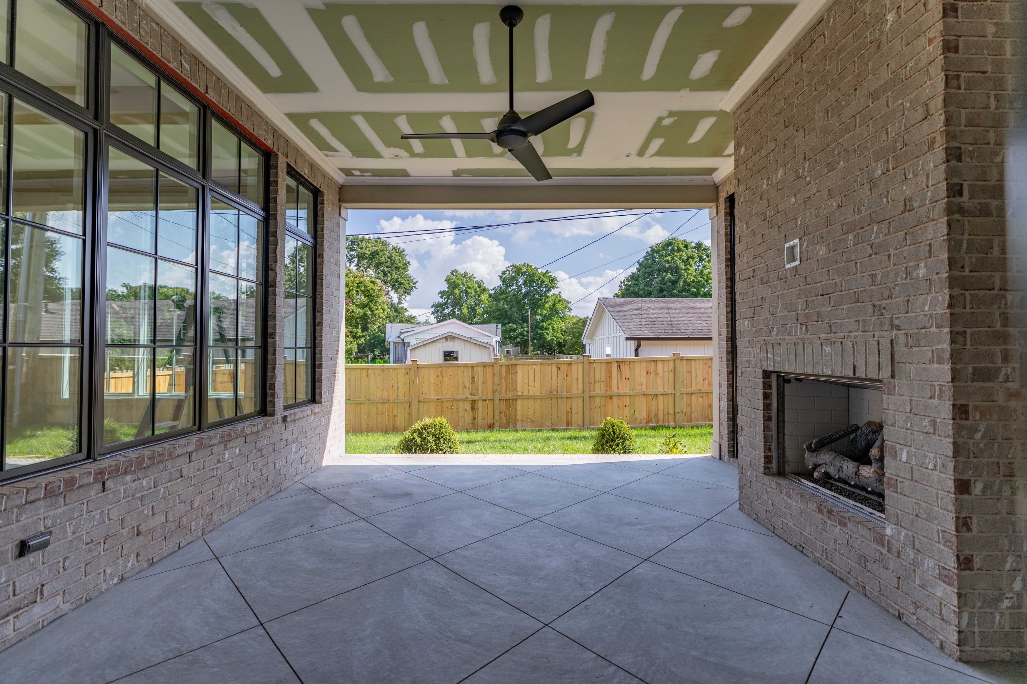 312 Mercury Dr