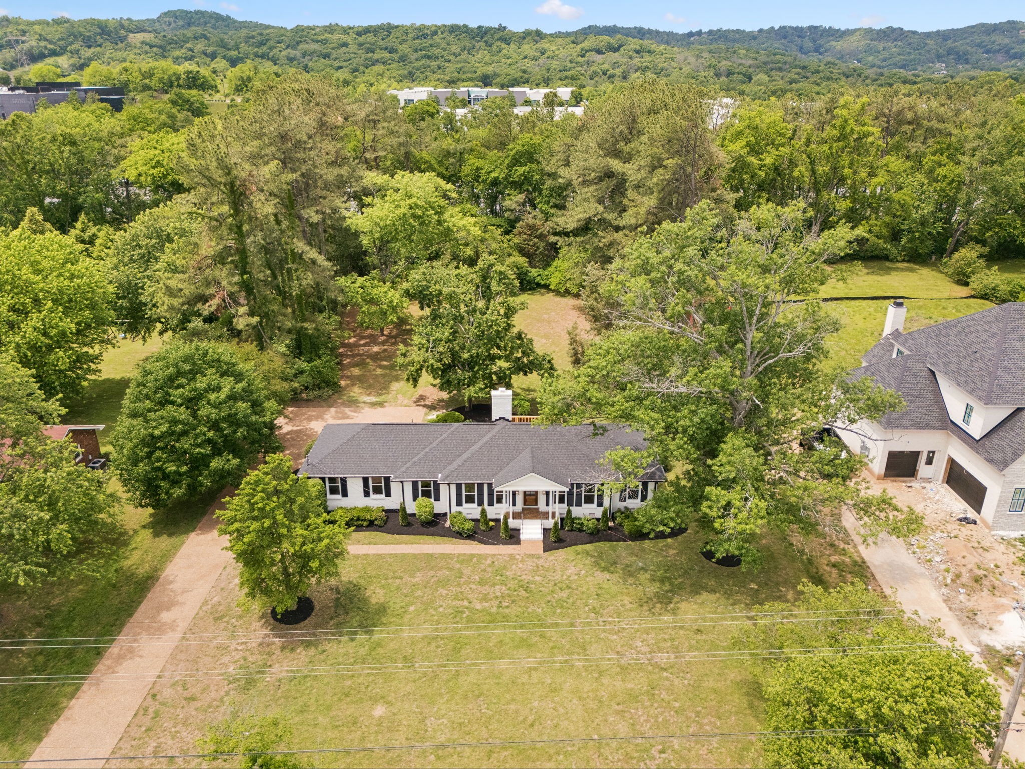 1505 Lipscomb Dr