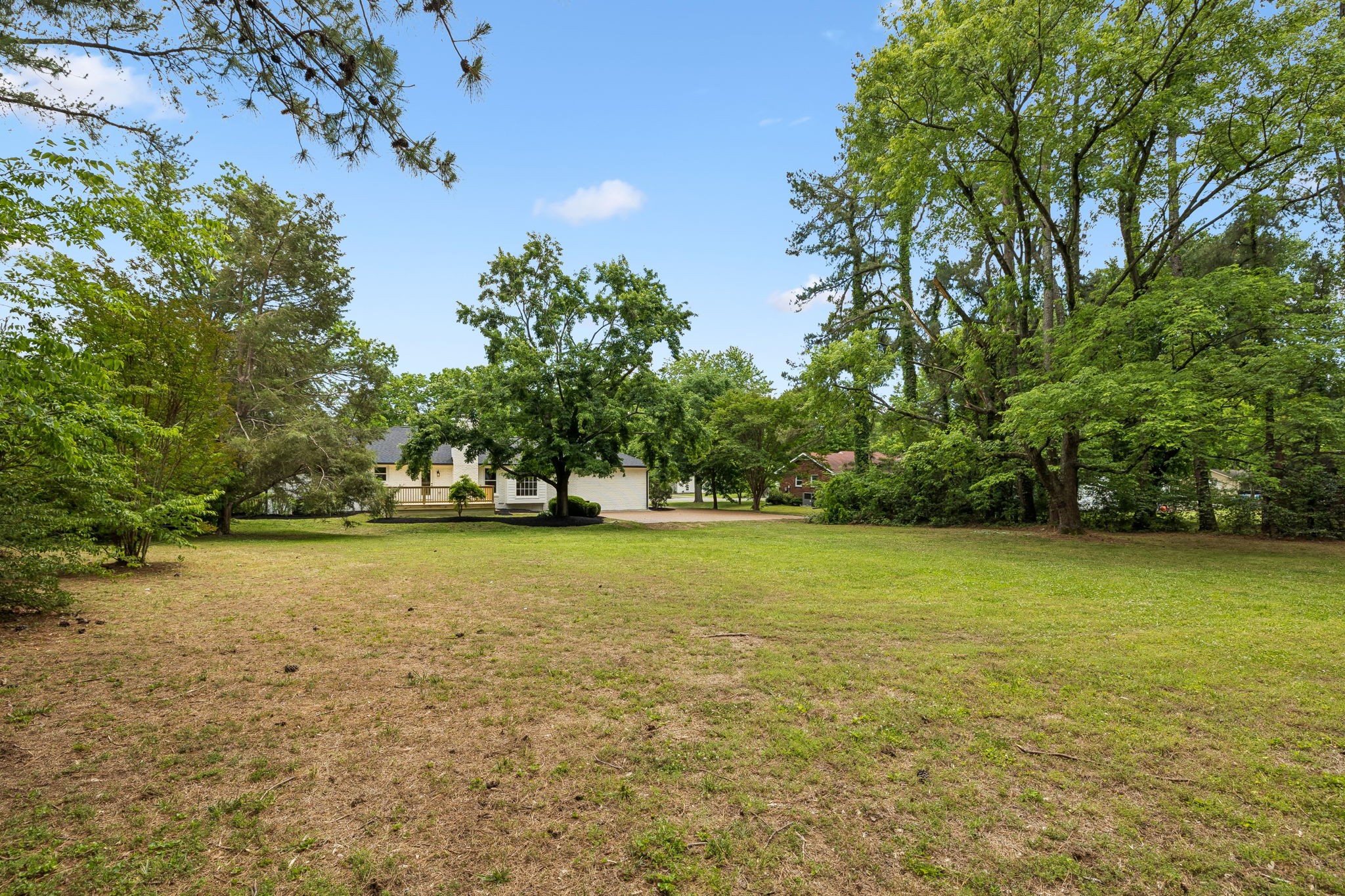 1505 Lipscomb Dr