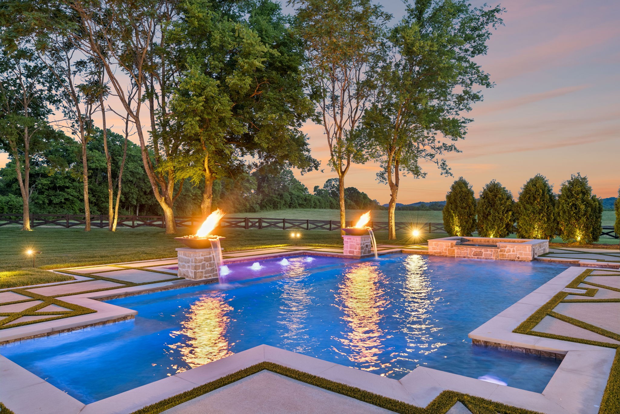 1522 Lurah Ln
