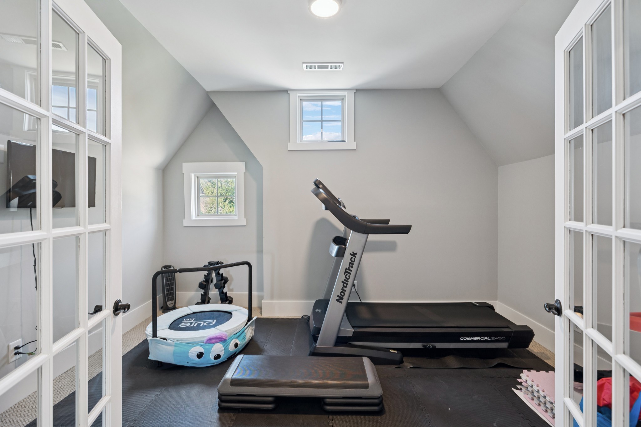 238 Bishops Gate Dr