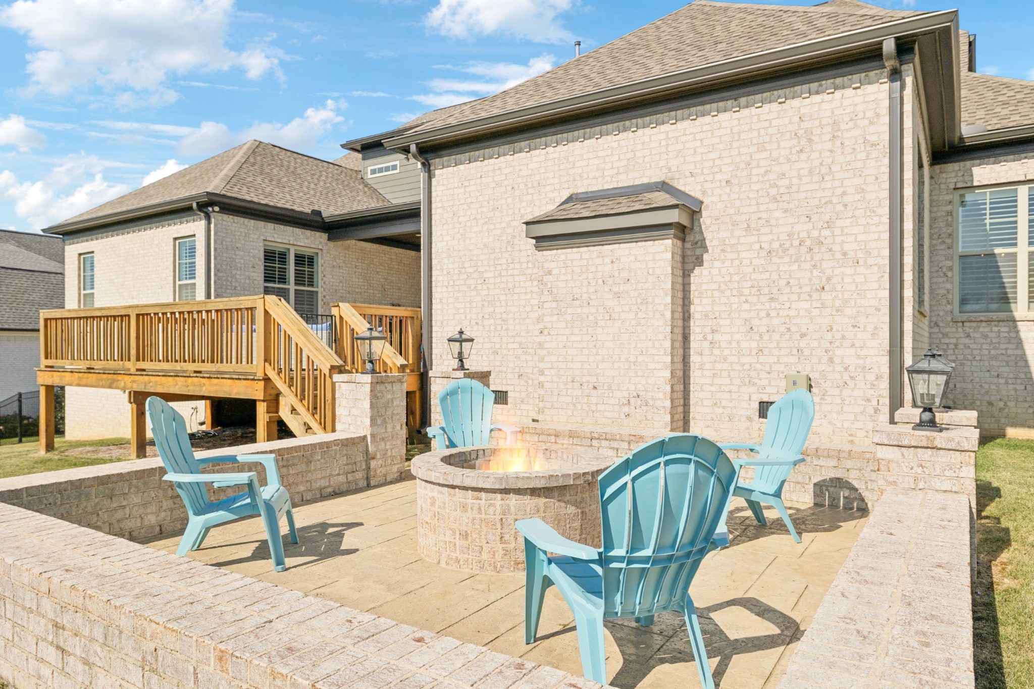 238 Bishops Gate Dr