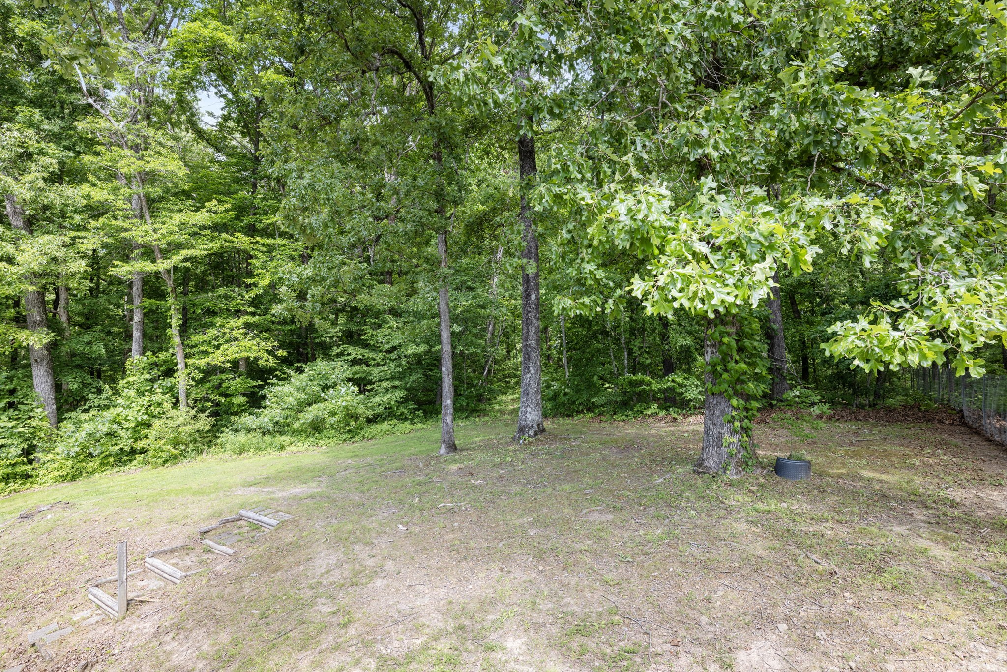 7623 Highway 100