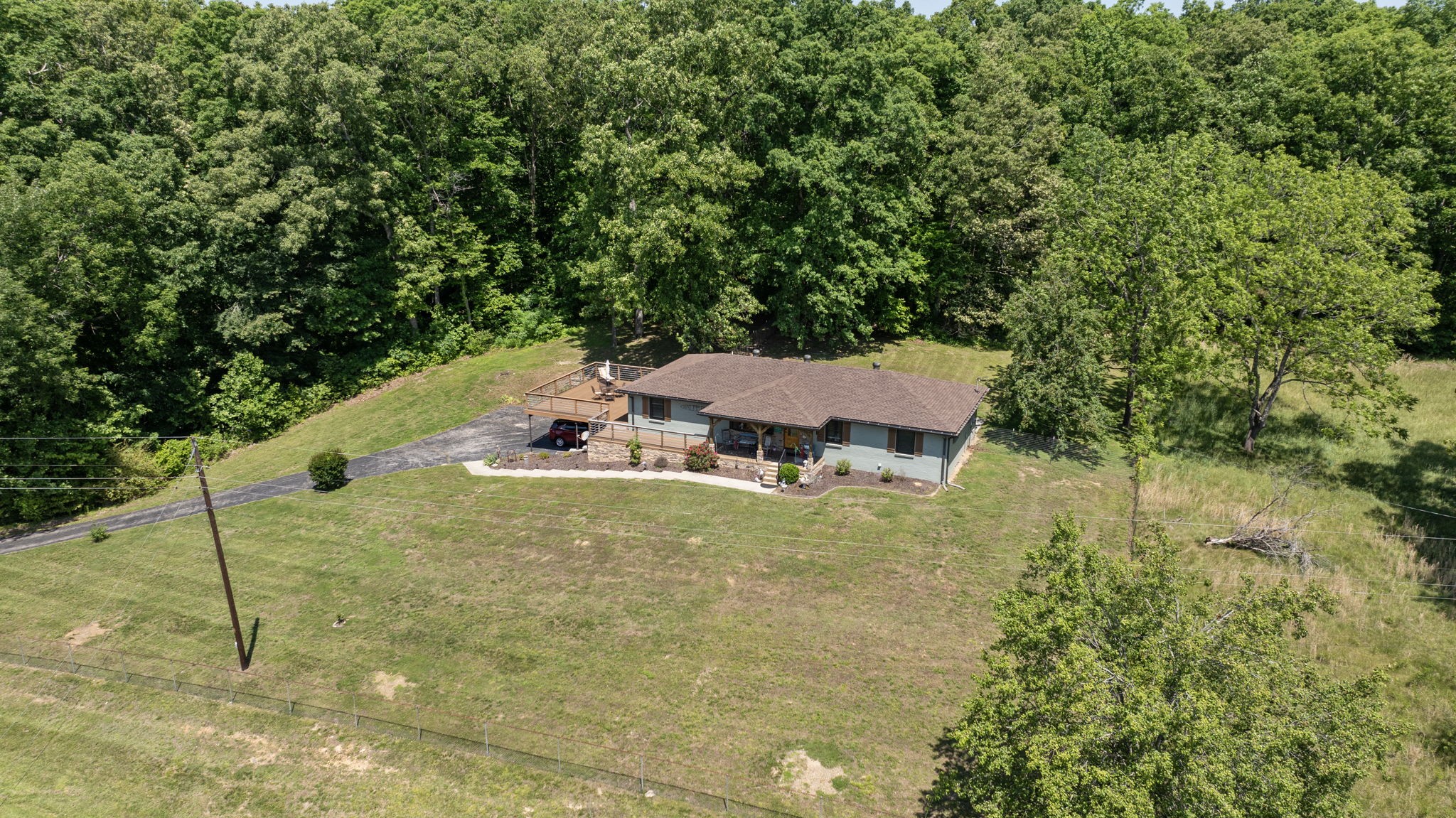 7623 Highway 100