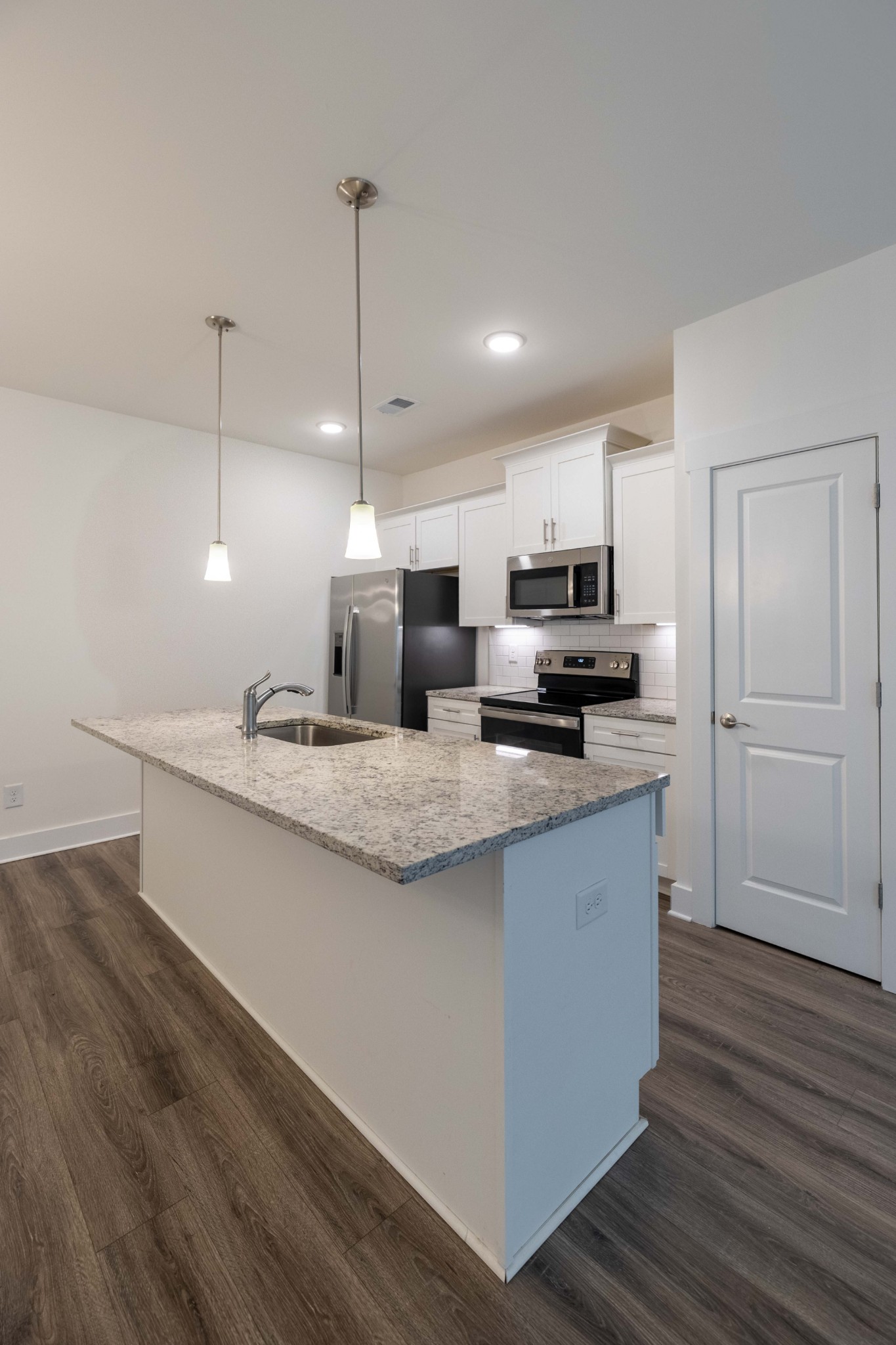 1079 Sweetleaf Dr