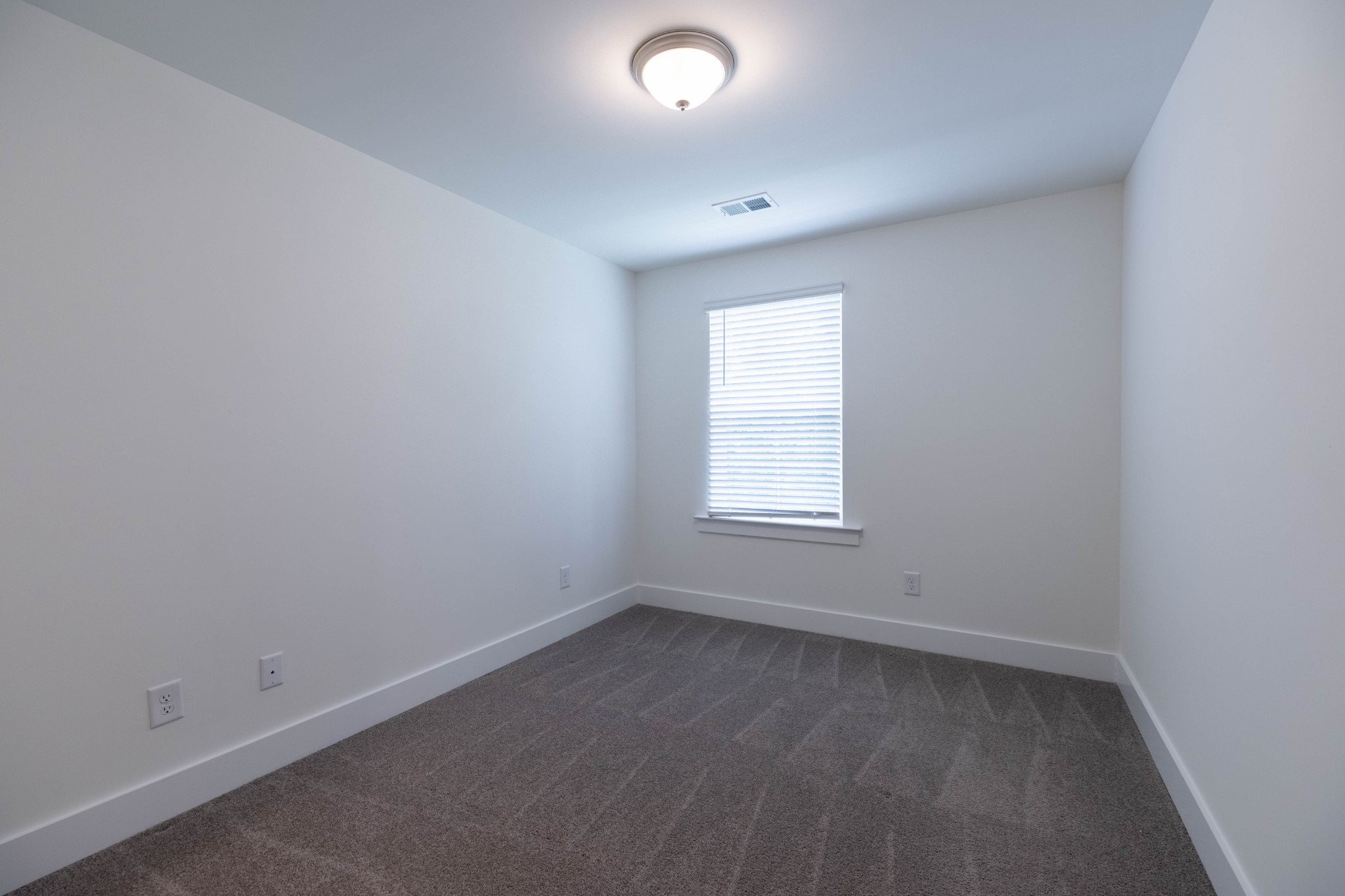 1079 Sweetleaf Dr