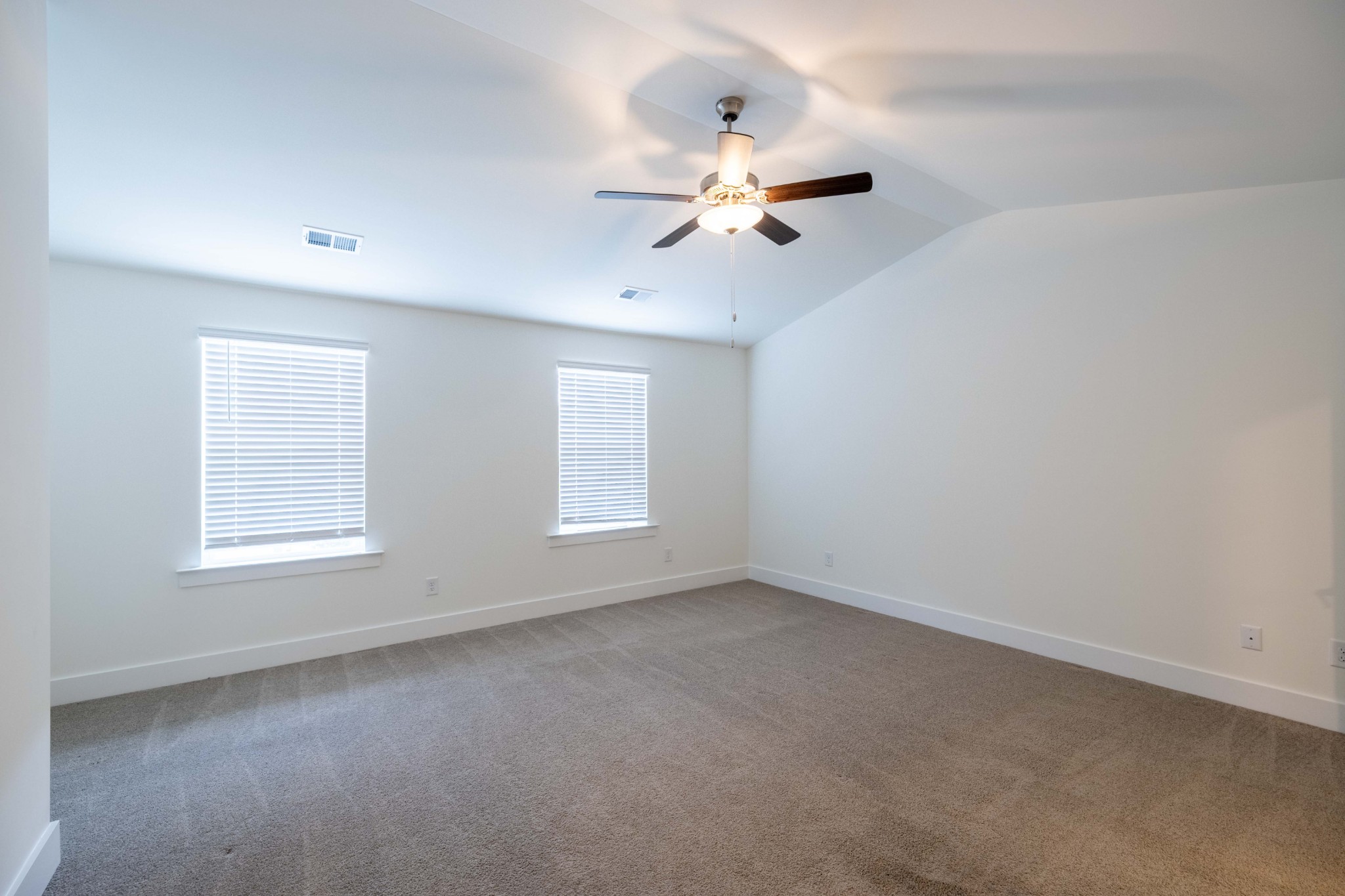 1079 Sweetleaf Dr