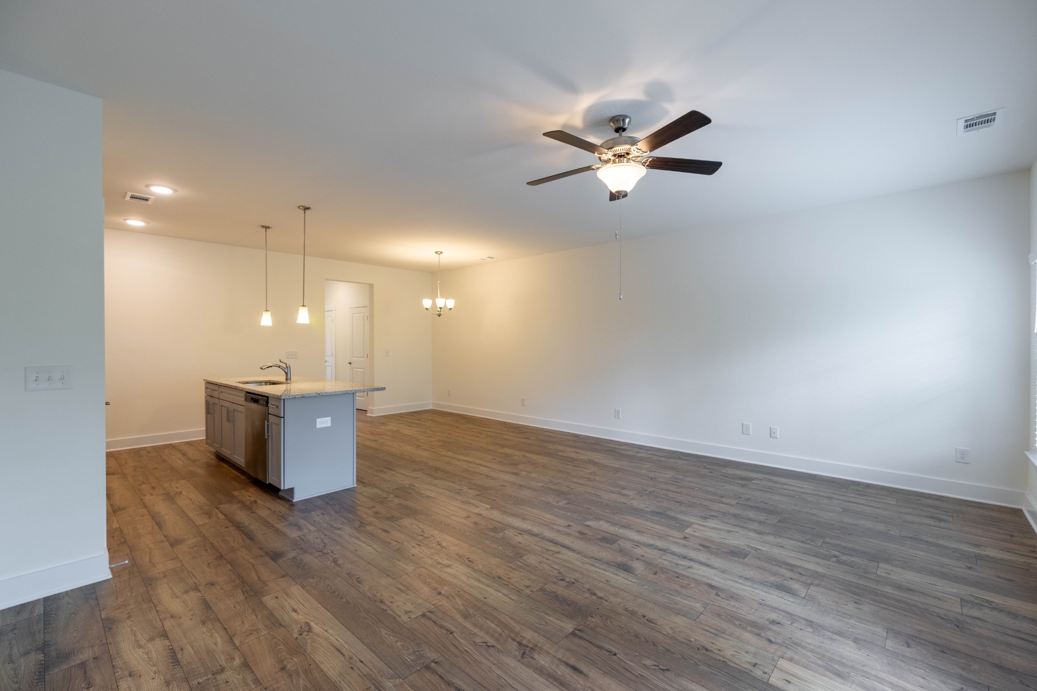 1109 Sweetleaf Dr