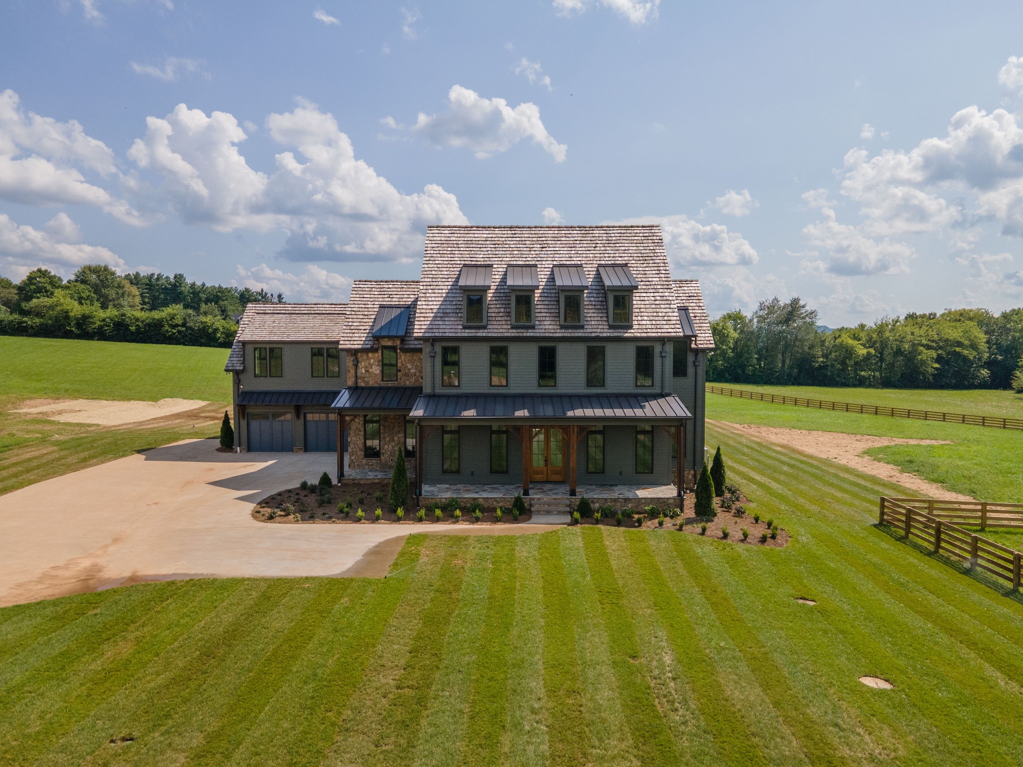4015 Baileys Cove Ct
