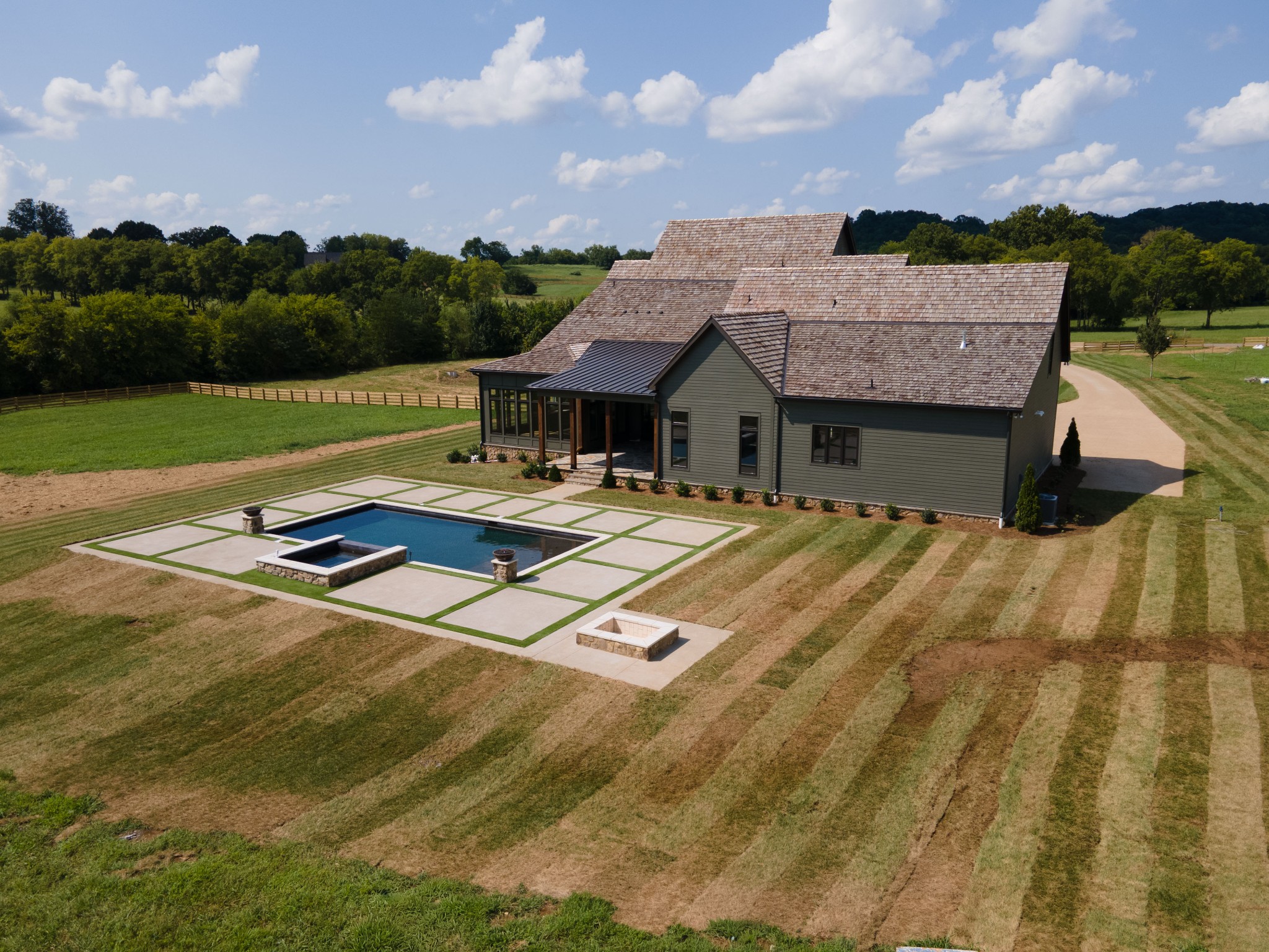 4015 Baileys Cove Ct
