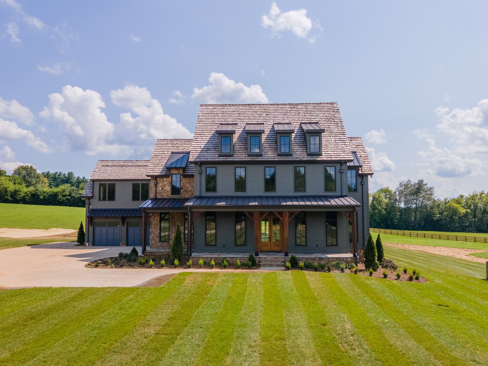 4015 Baileys Cove Ct