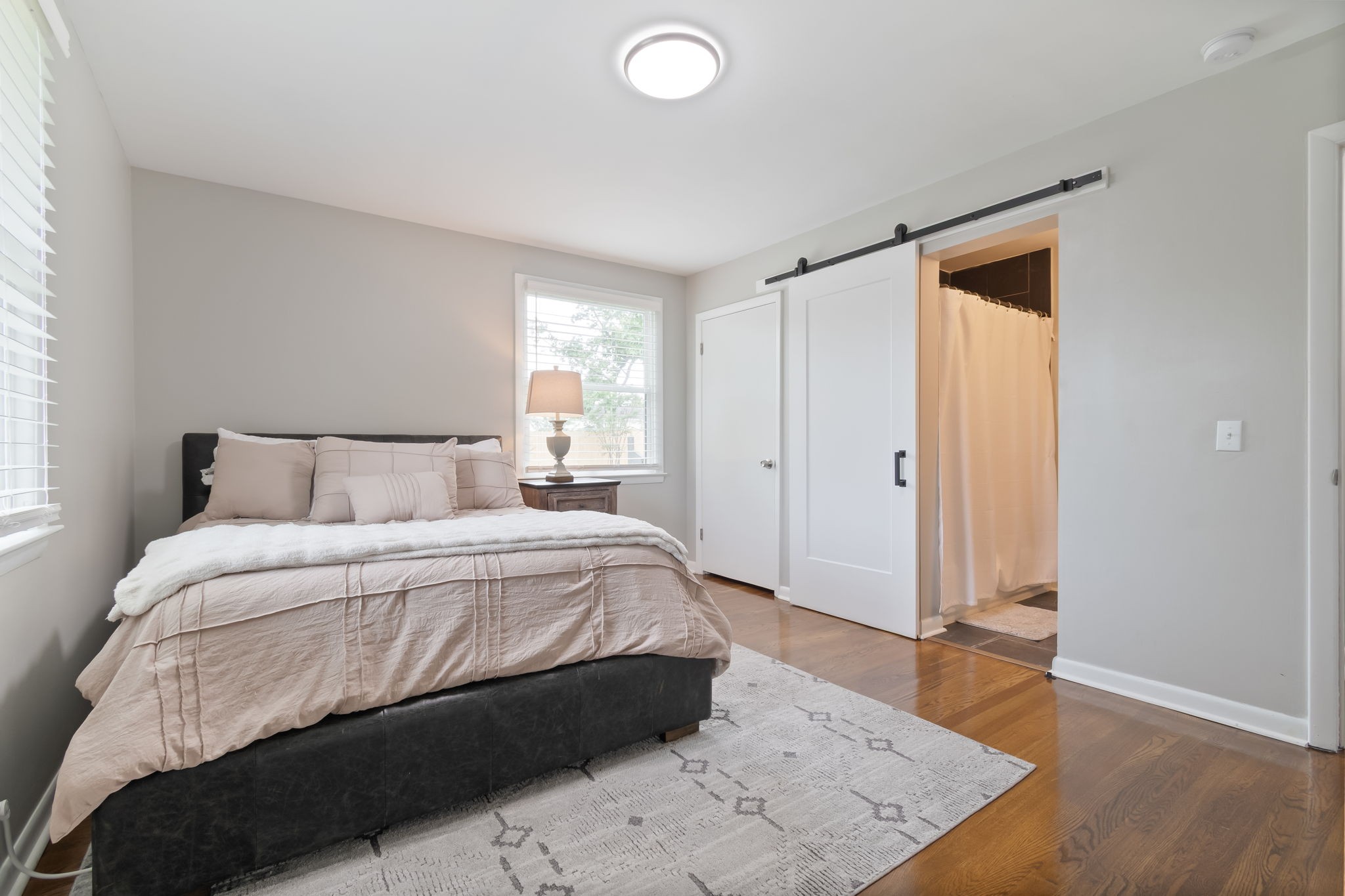 405 Lynn Dr