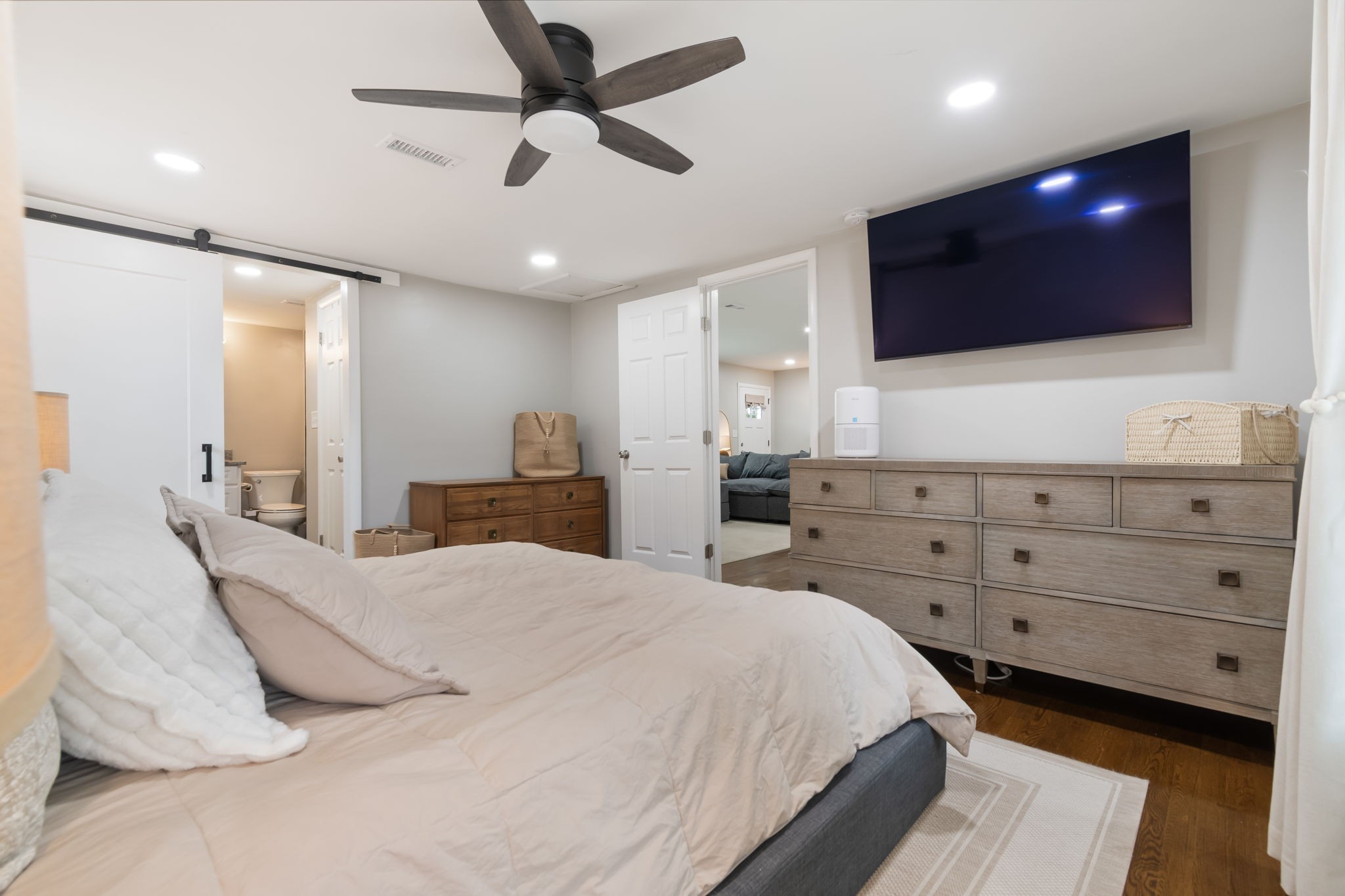 405 Lynn Dr