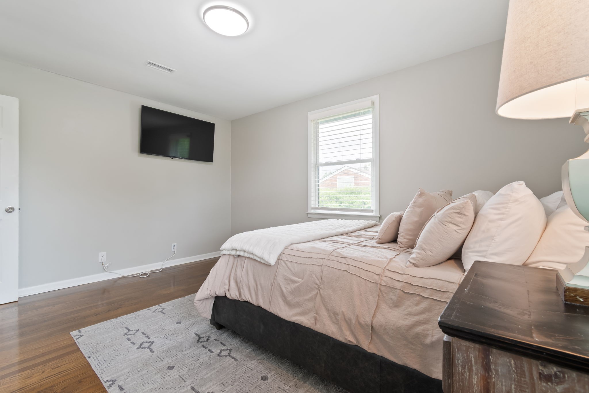 405 Lynn Dr