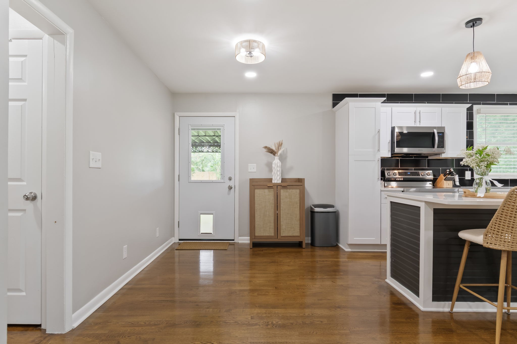 405 Lynn Dr