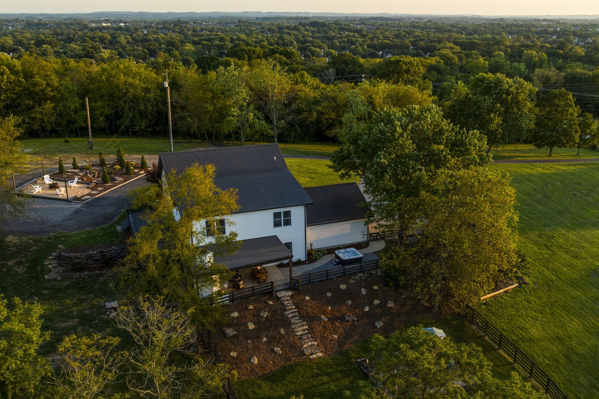 2700 Clayton Arnold Rd