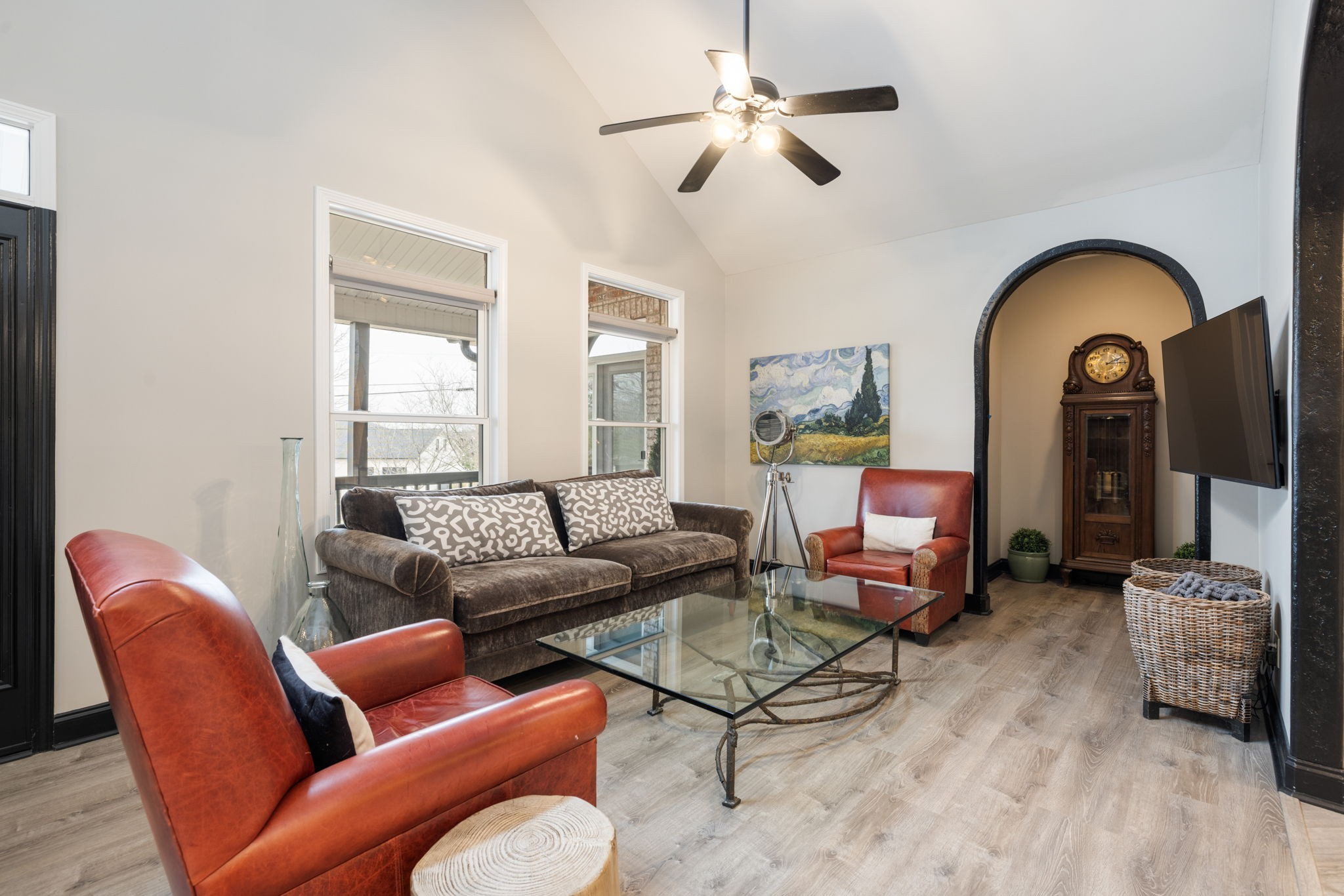 442 Lakeview Cir