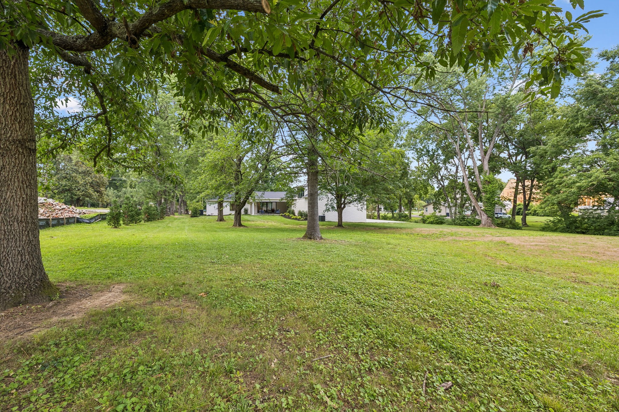 8011 Wikle Rd, E