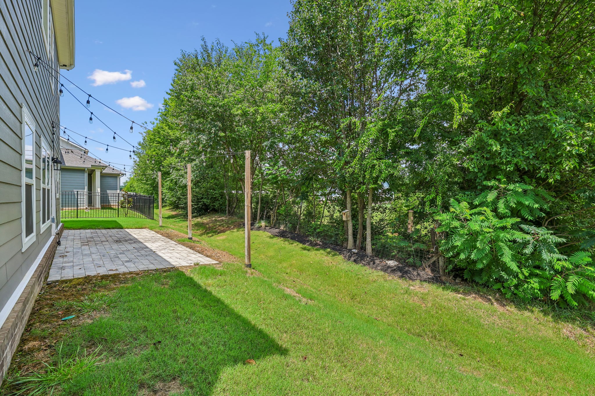 5718 Heirloom Dr