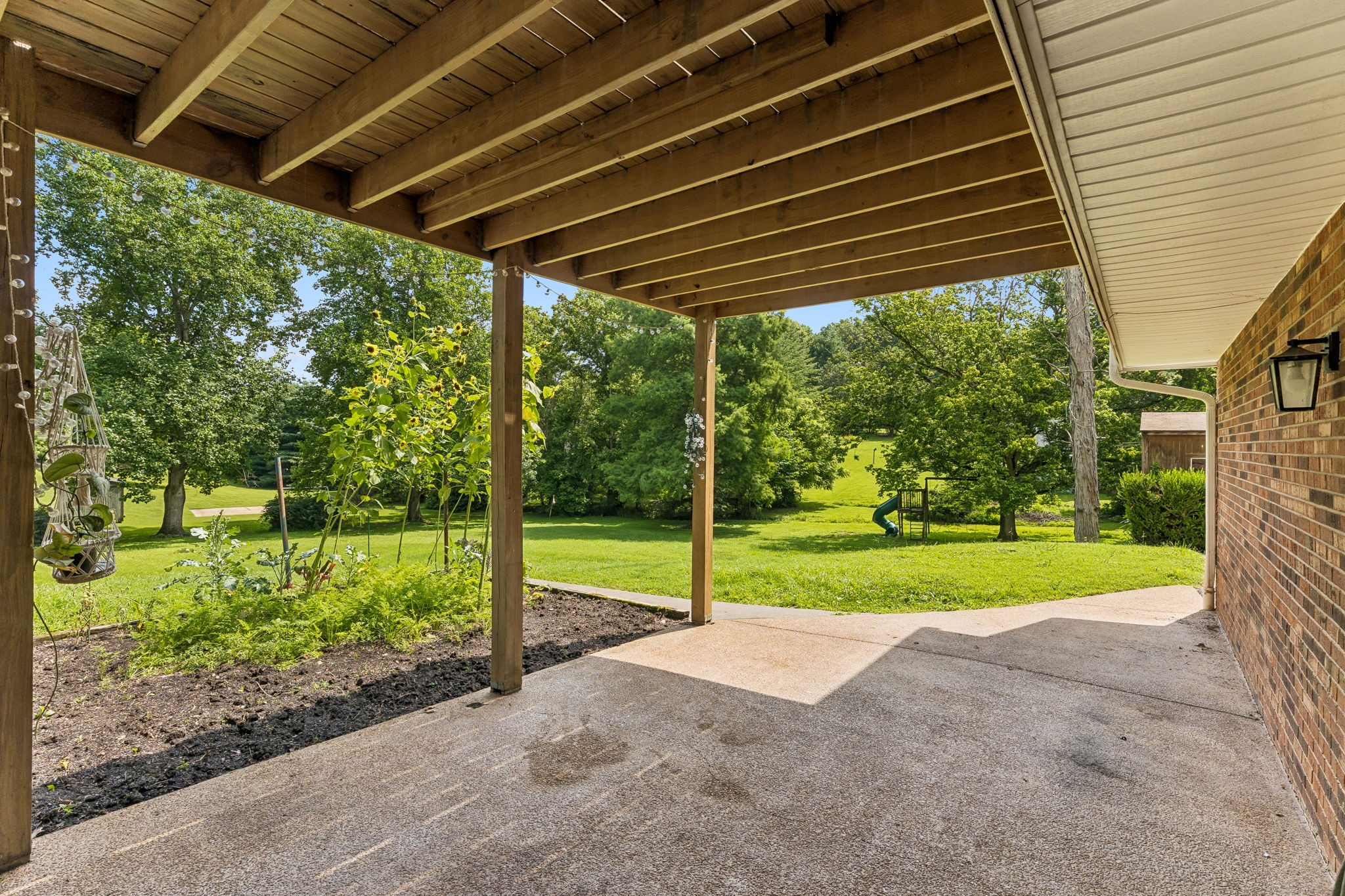 2024 Big Oak Dr