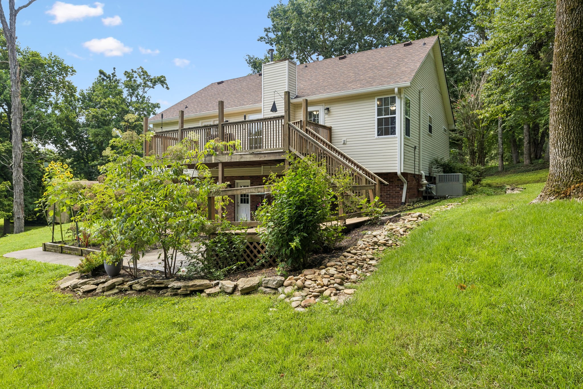 2024 Big Oak Dr