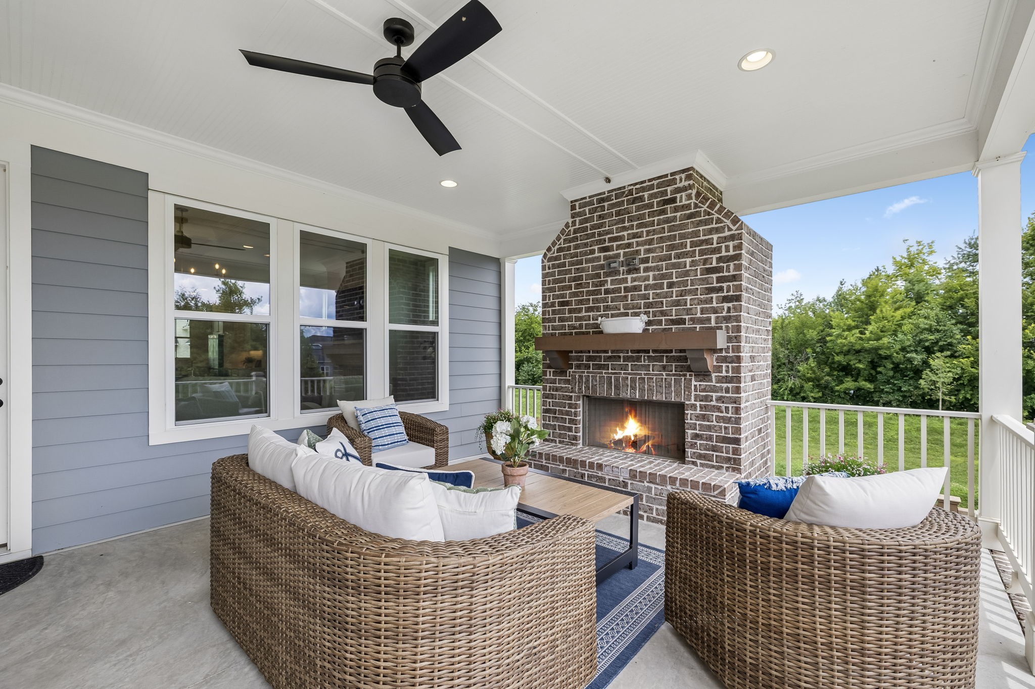 3127 Long Branch Cir