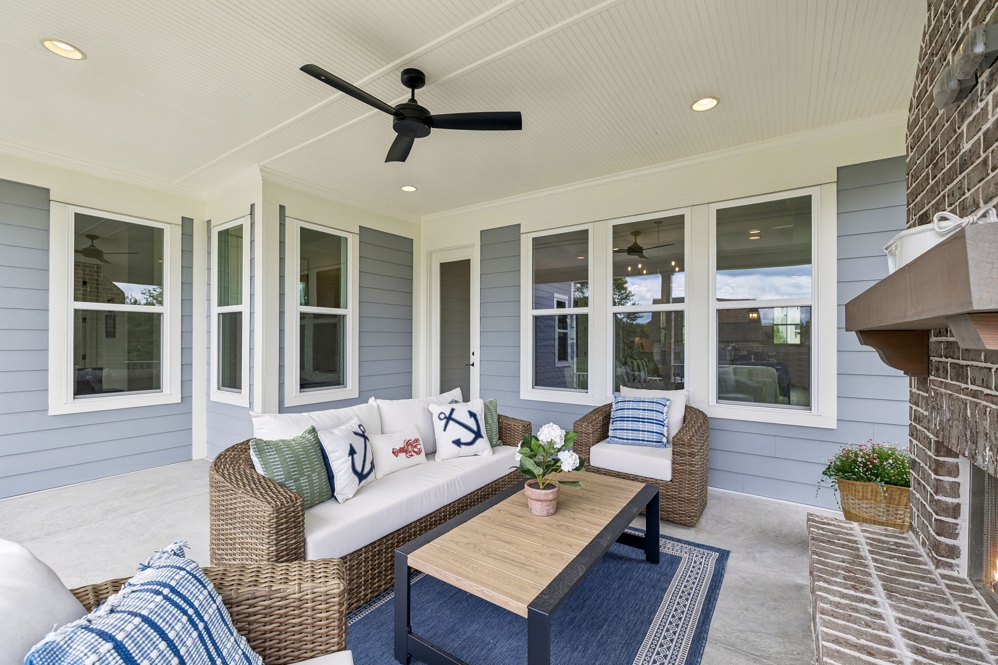 3127 Long Branch Cir