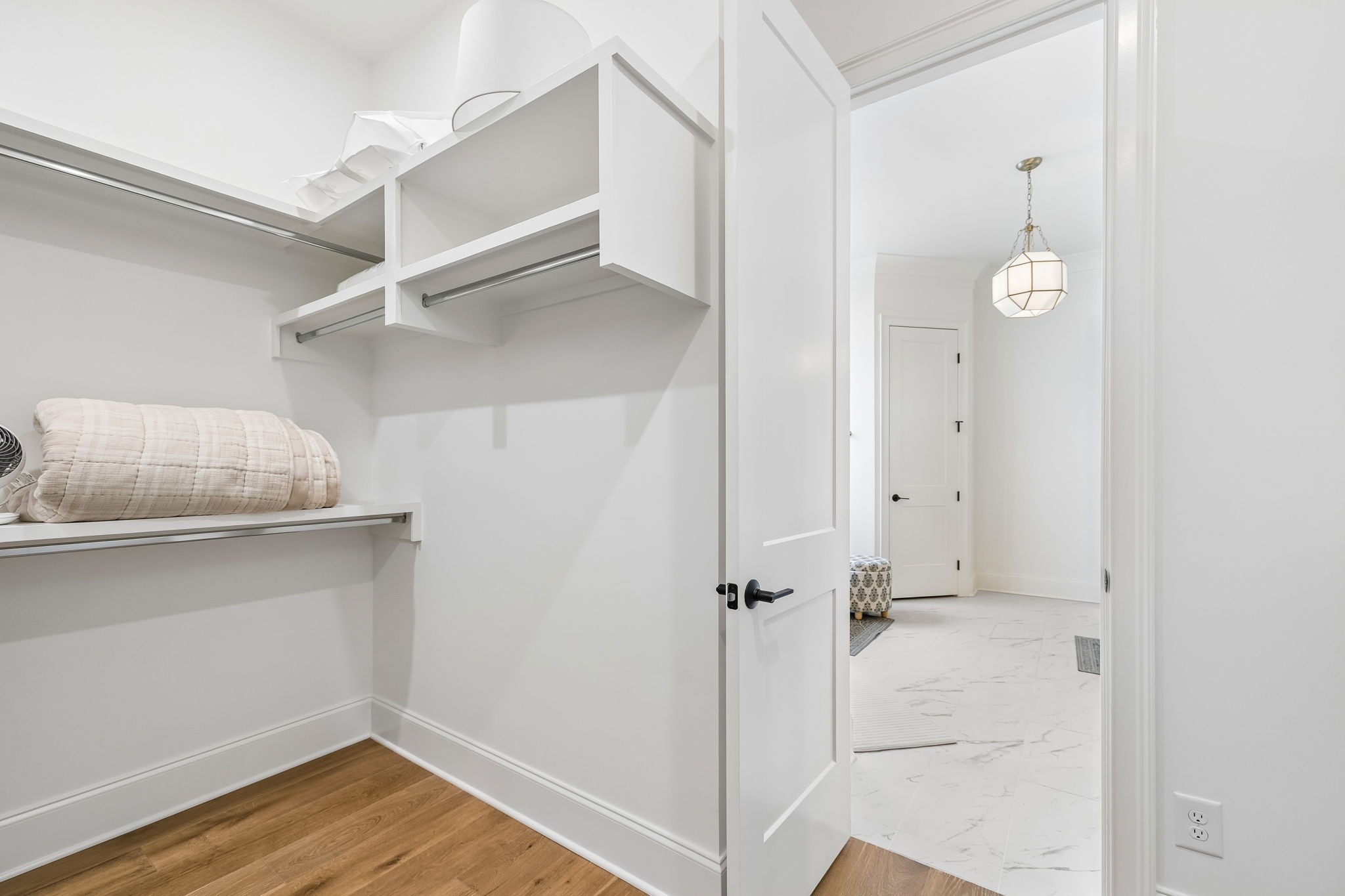 3127 Long Branch Cir