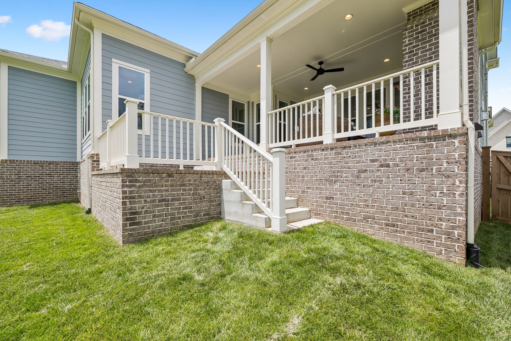 3127 Long Branch Cir
