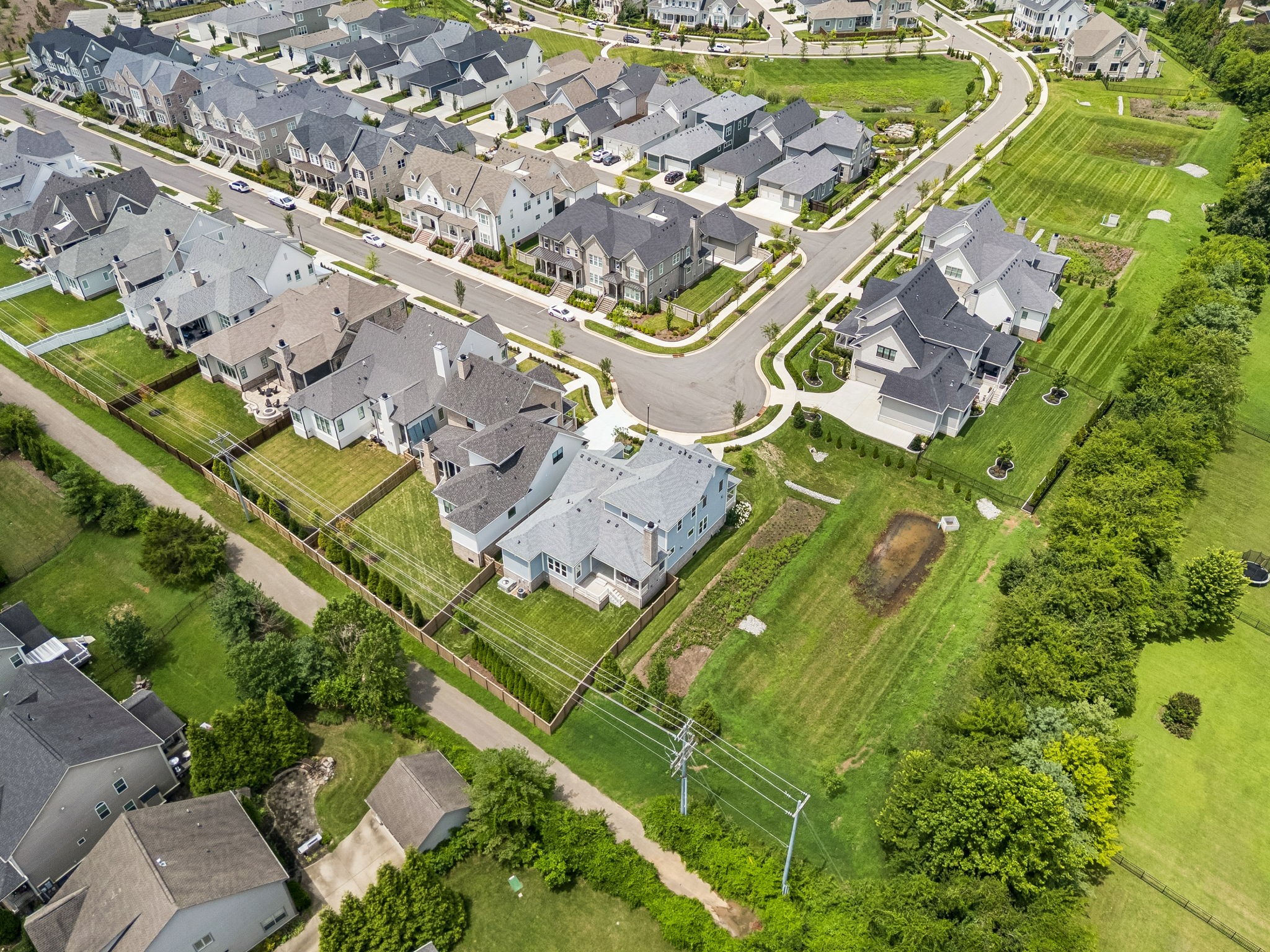 3127 Long Branch Cir