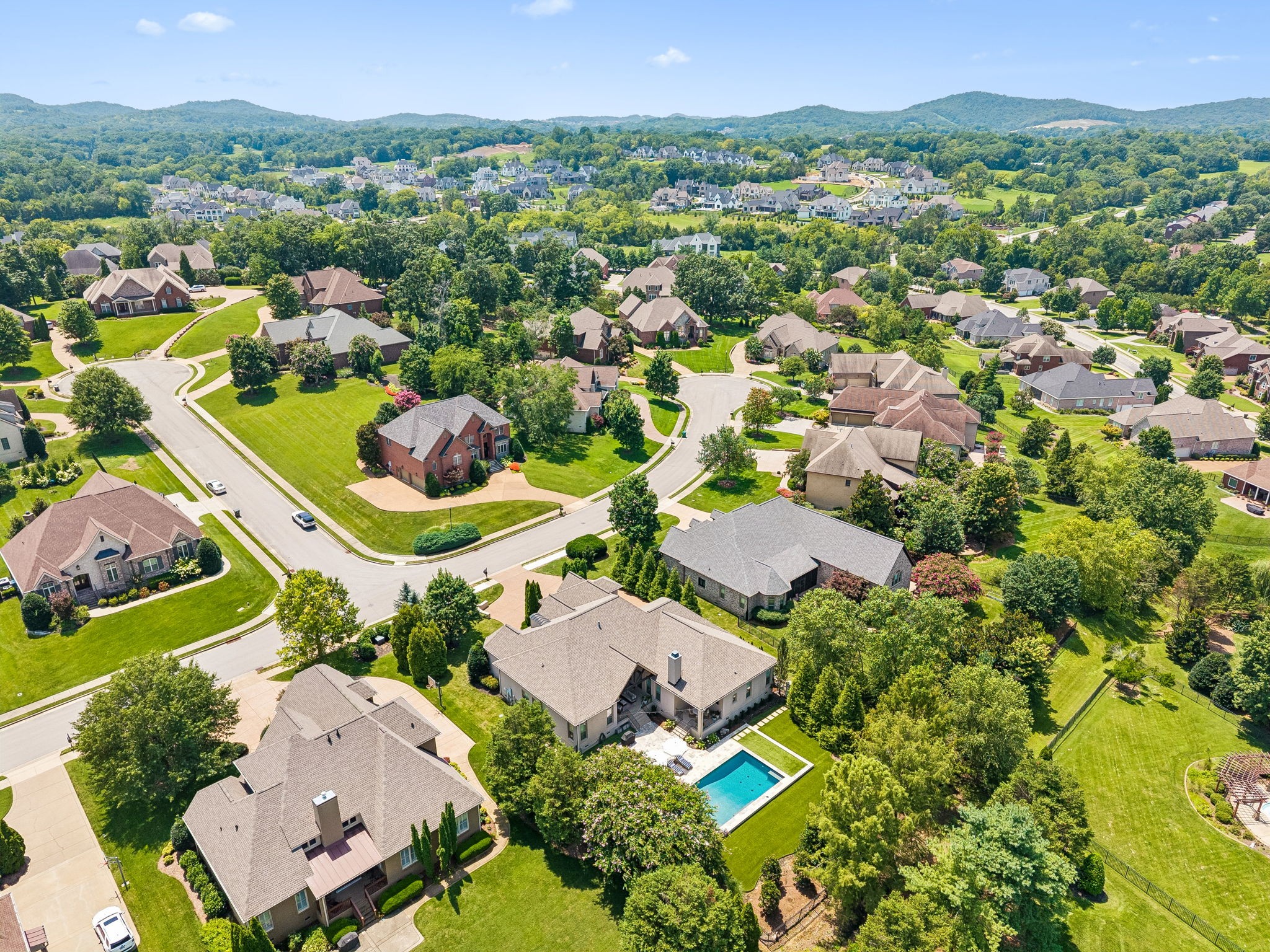 9710 Onyx Ln