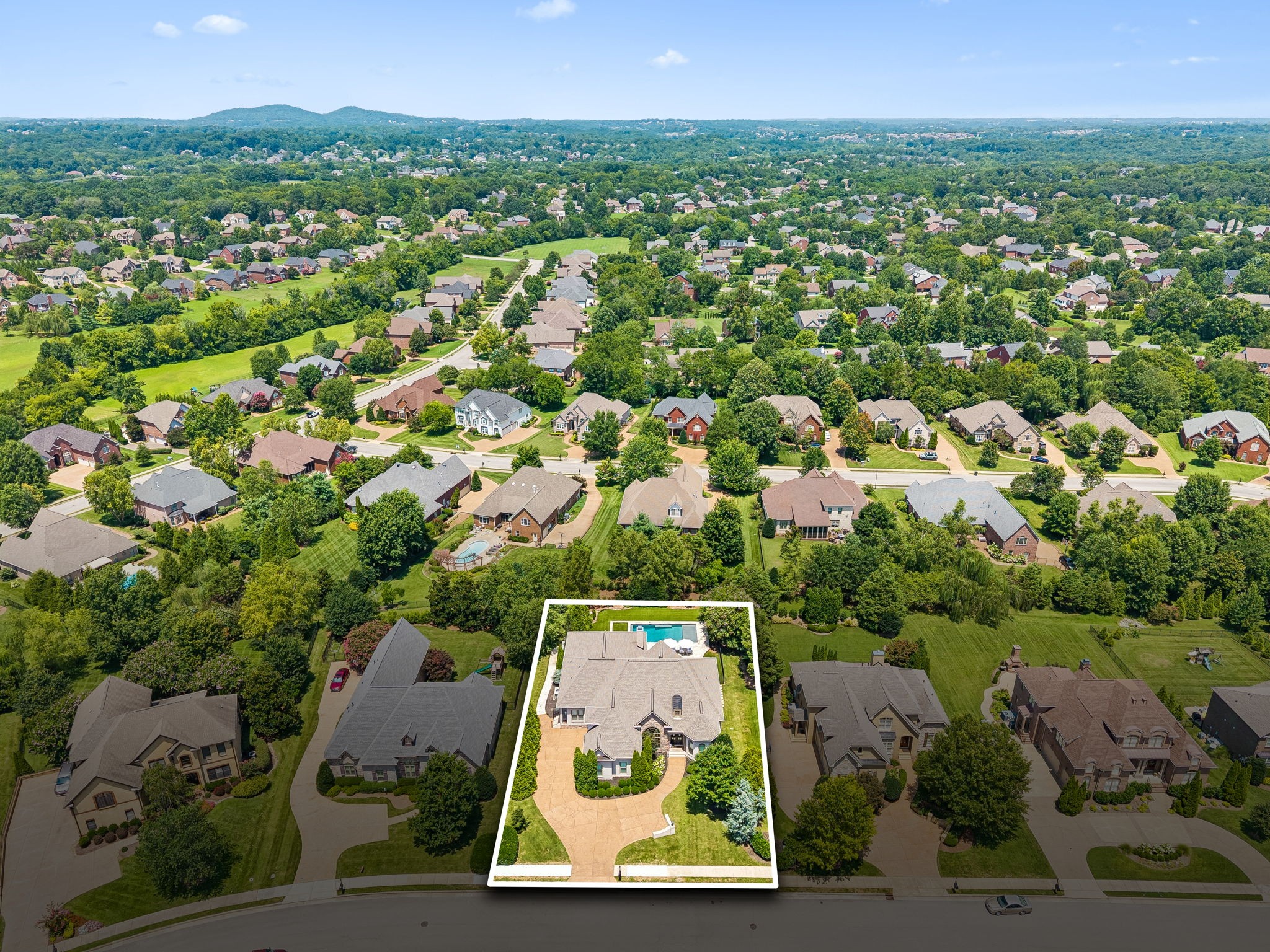9710 Onyx Ln