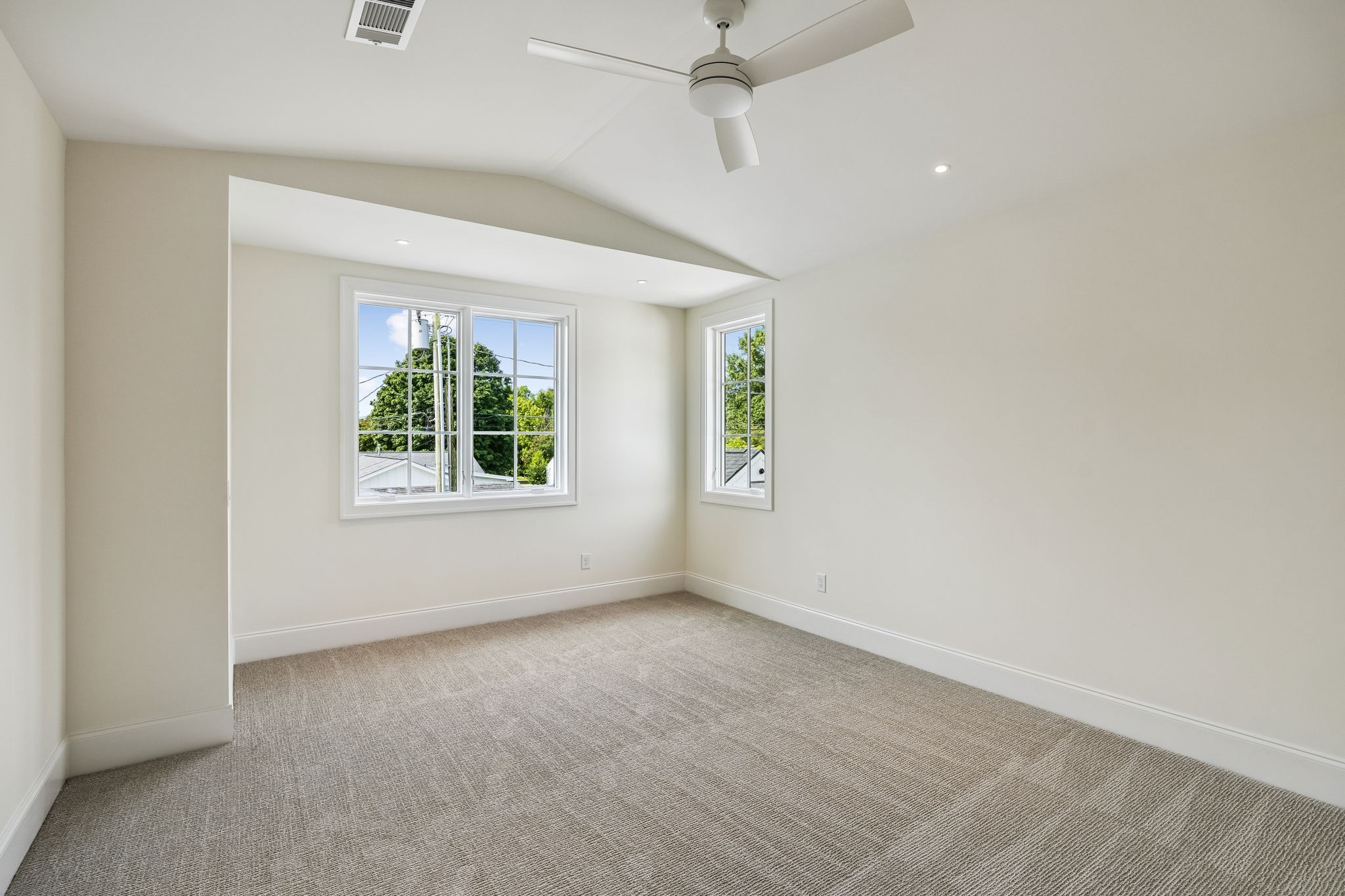 312 Mercury Dr