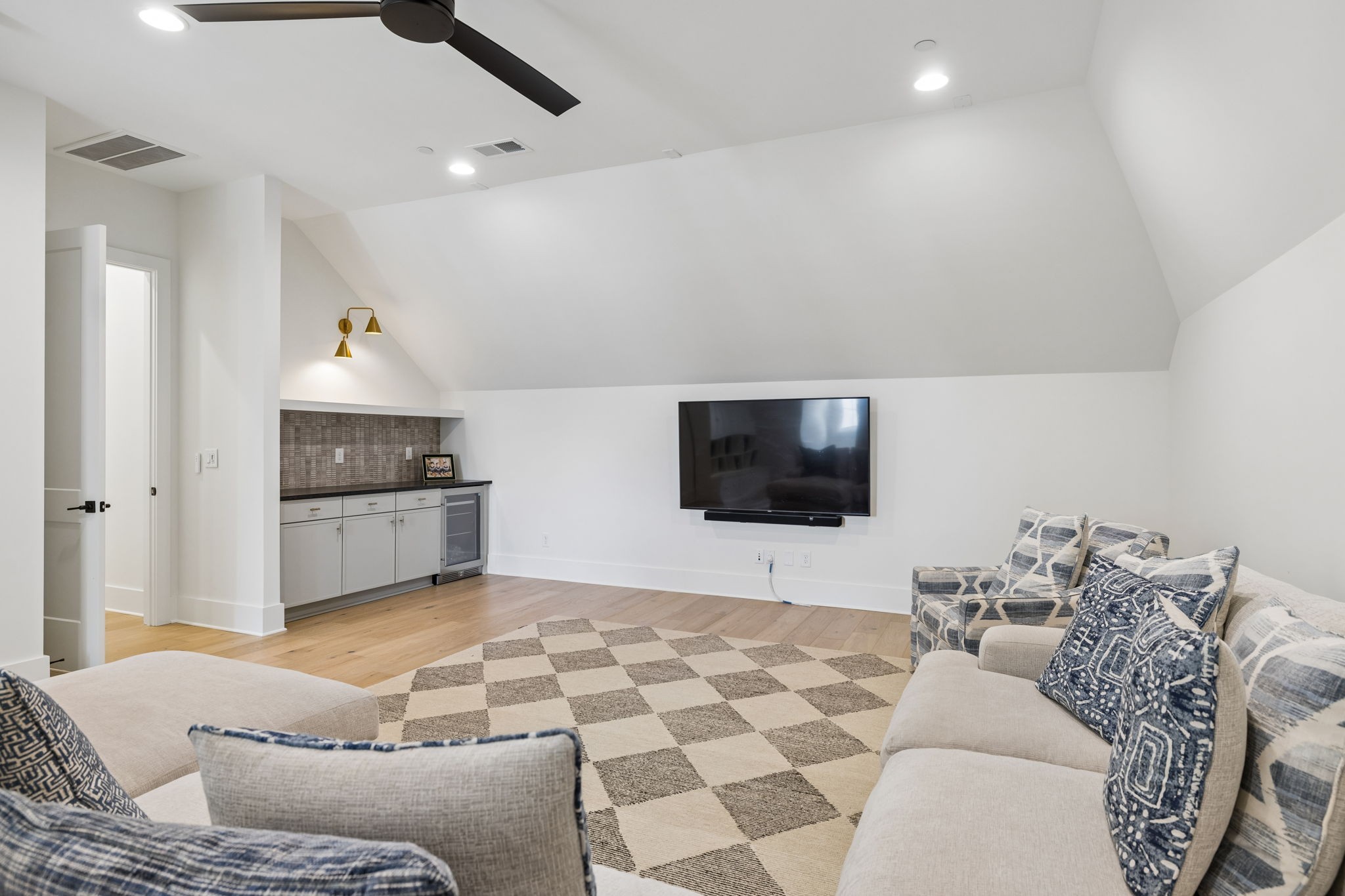 2025 Vail Trace