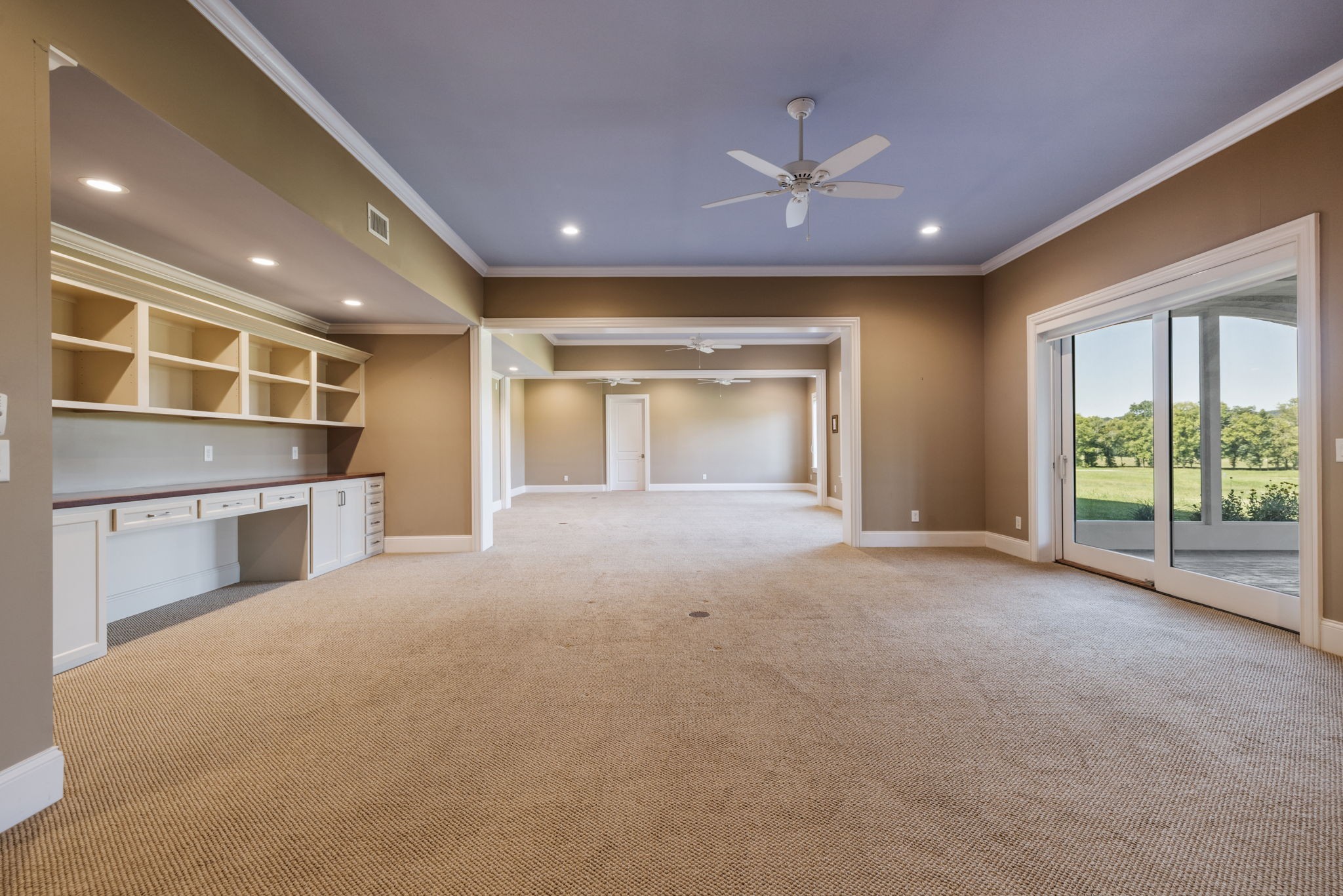 8400 Heirloom Blvd
