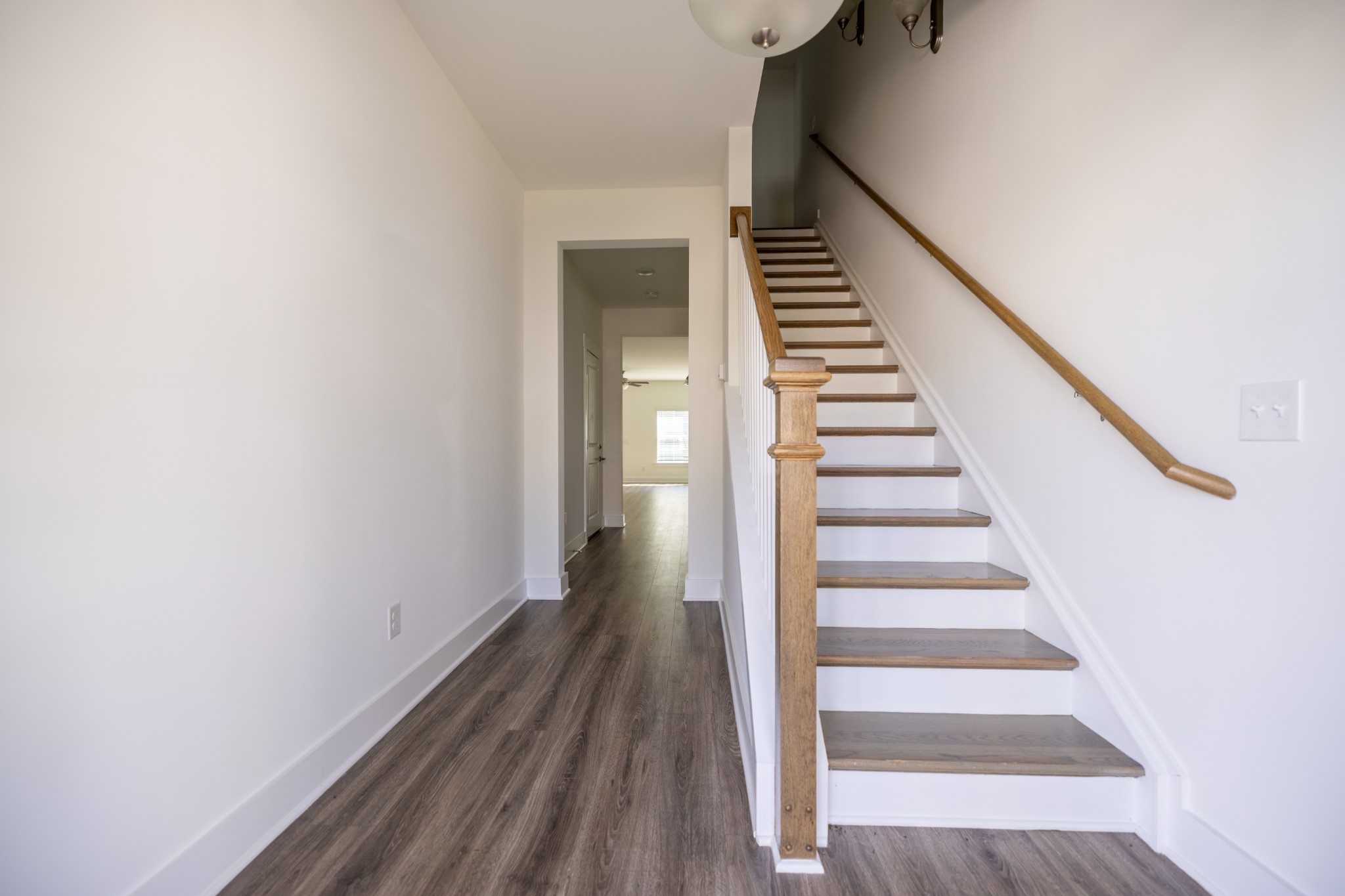 1086 Sweetleaf Dr
