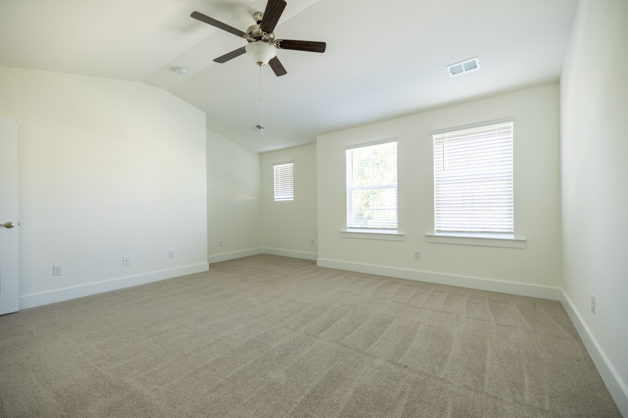 1062 Sweetleaf Dr