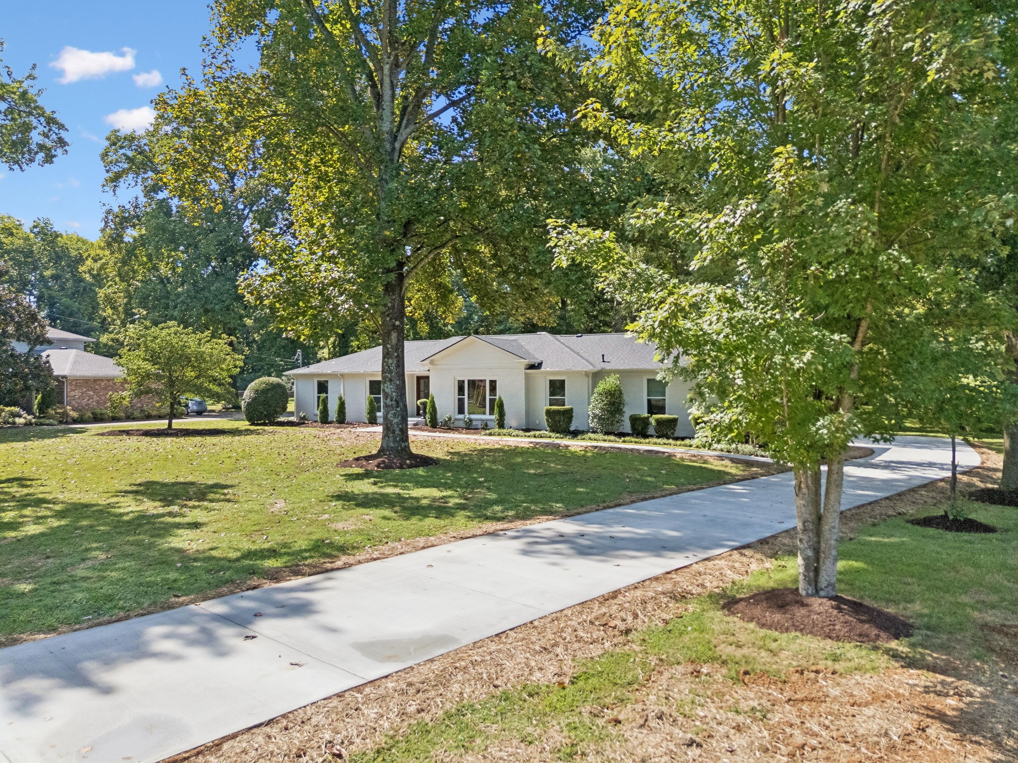 8113 Warner Rd