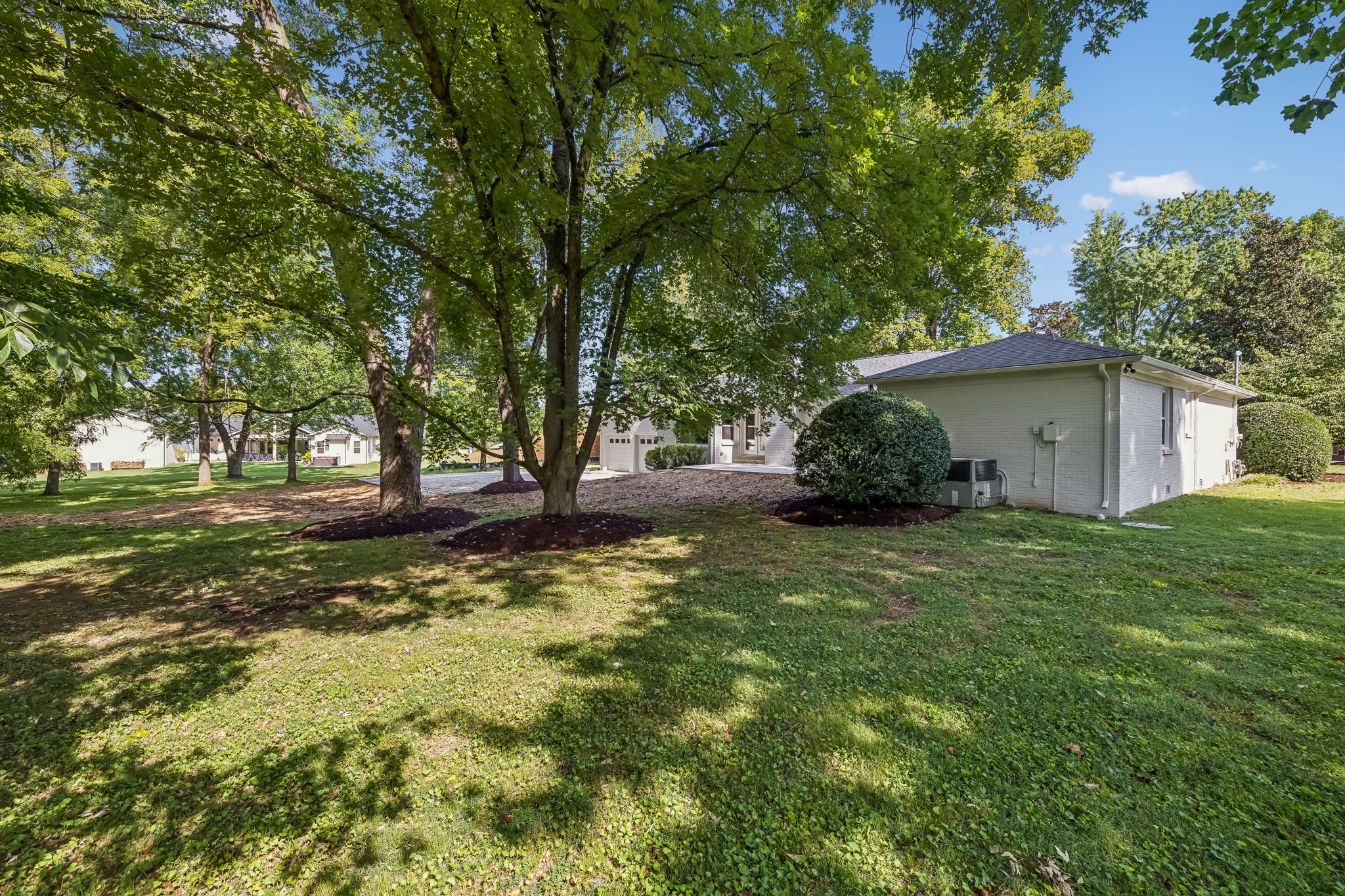 8113 Warner Rd