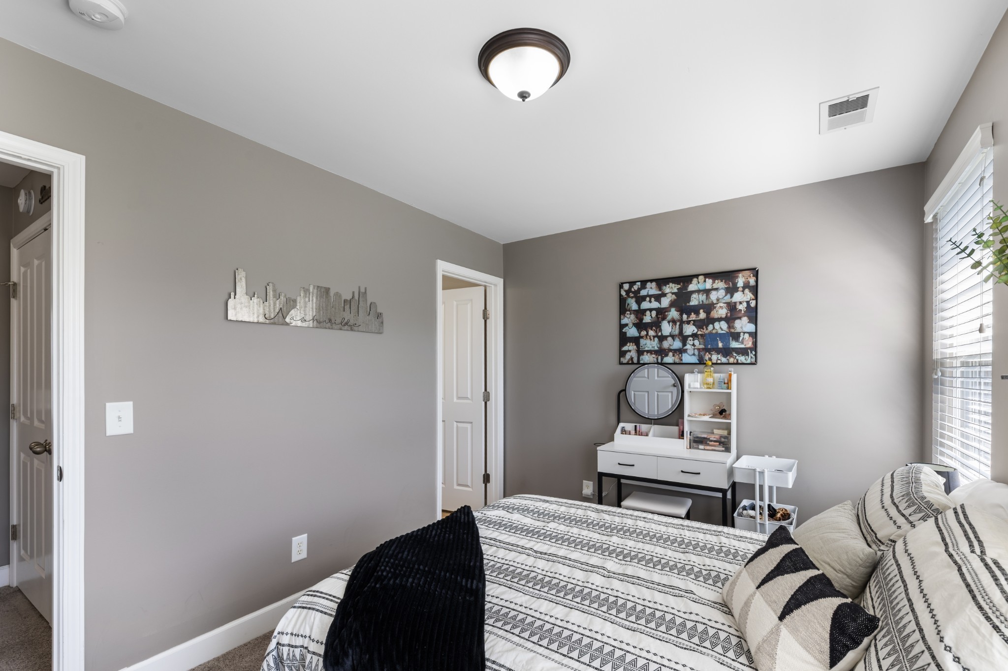 2718 Dracut Ln