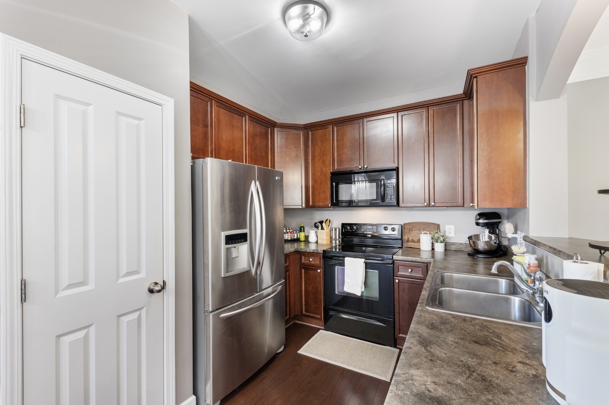 2718 Dracut Ln