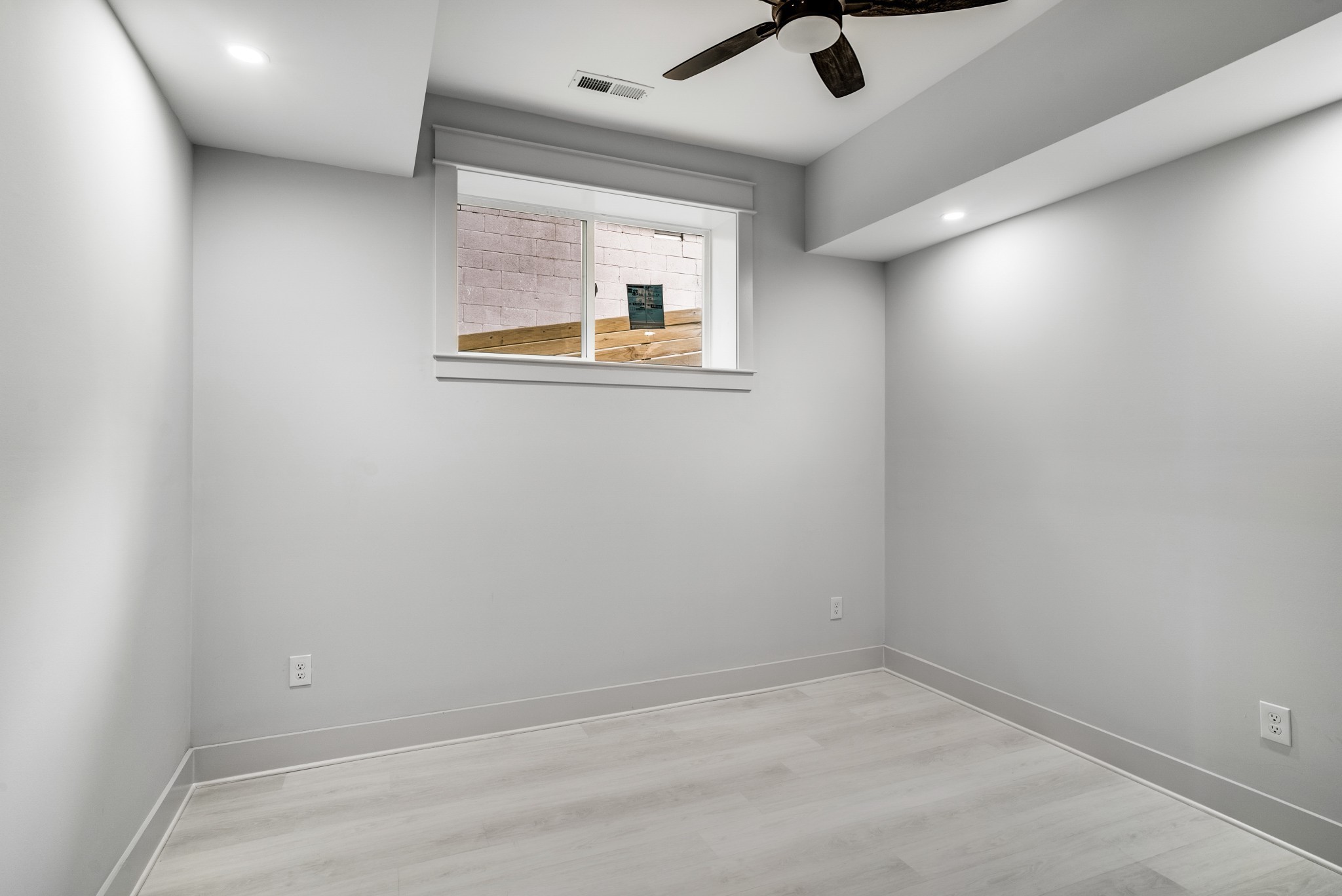 3812 Dakota Ave