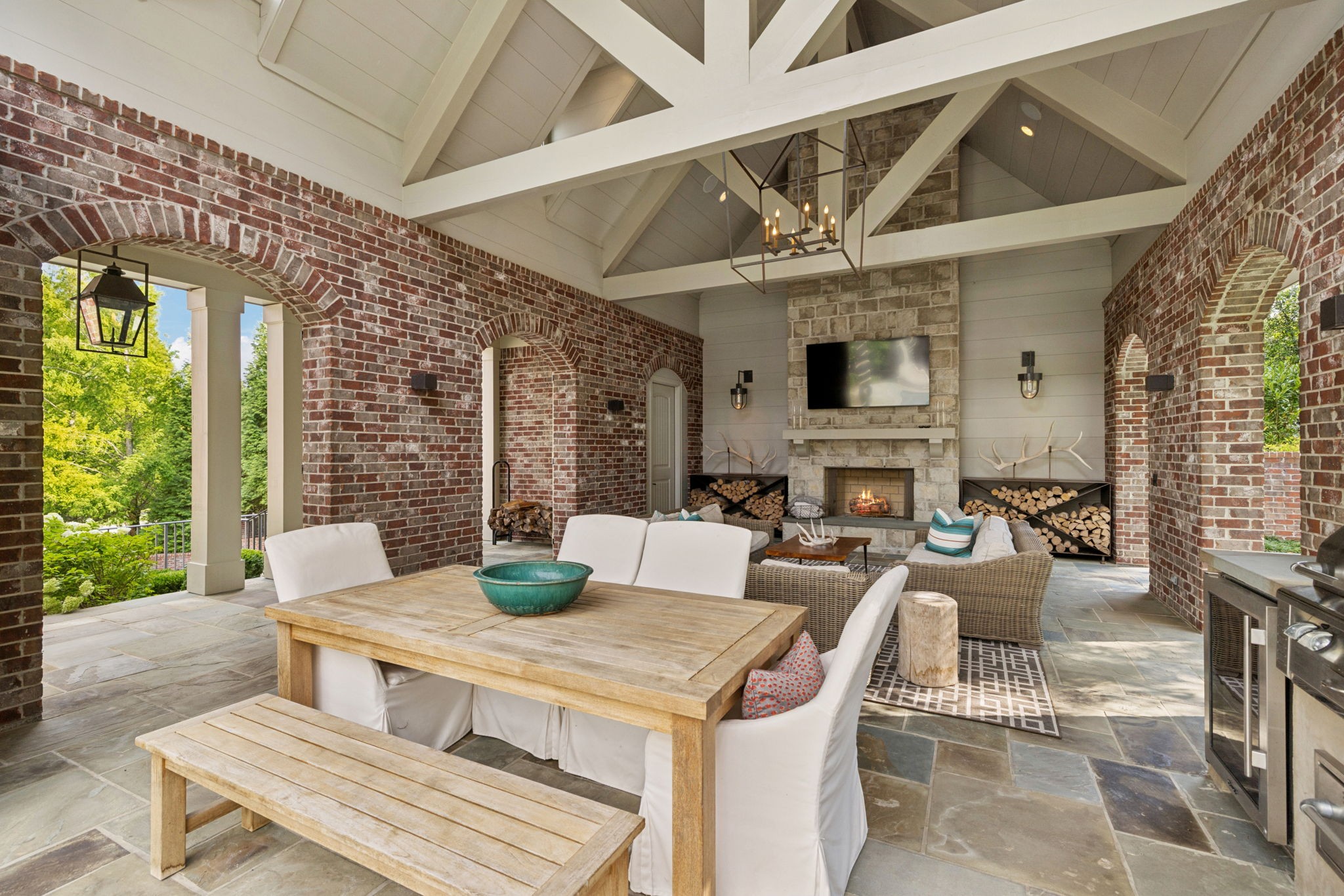 283 Jones Pkwy